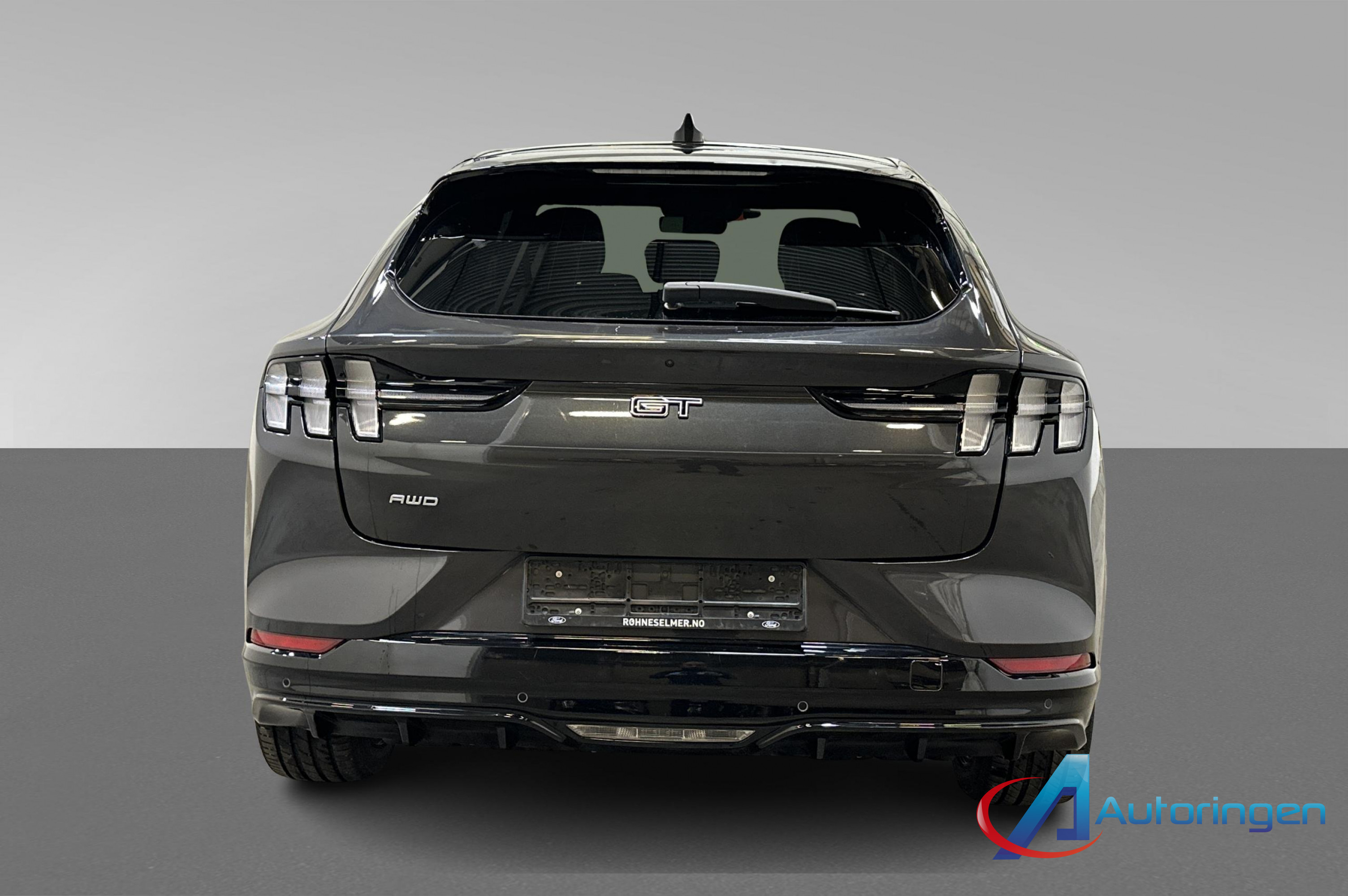 Ford MUSTANG 2022, электро — фото 5 из 16