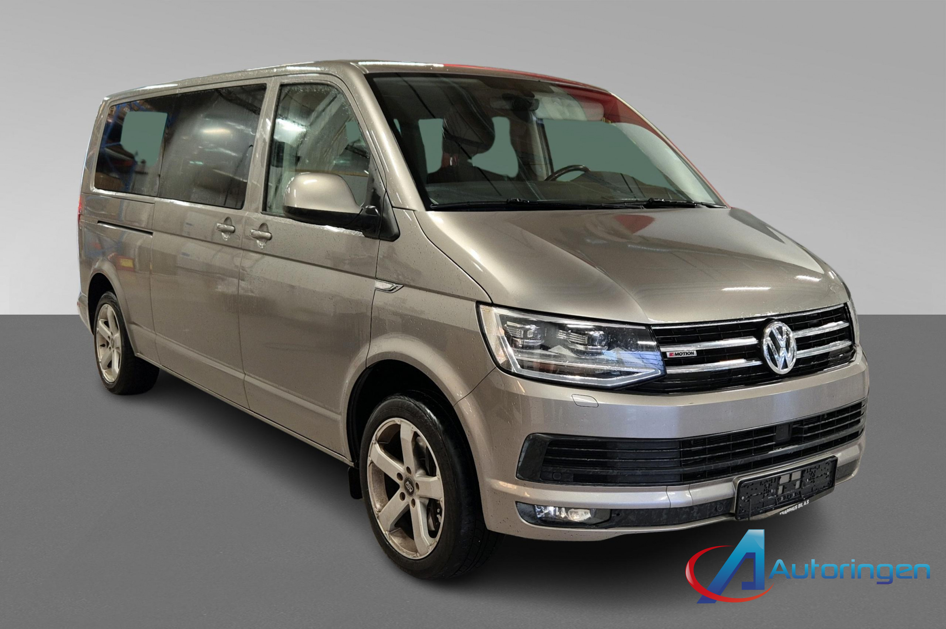 Volkswagen MULTIVAN 2017, дизель