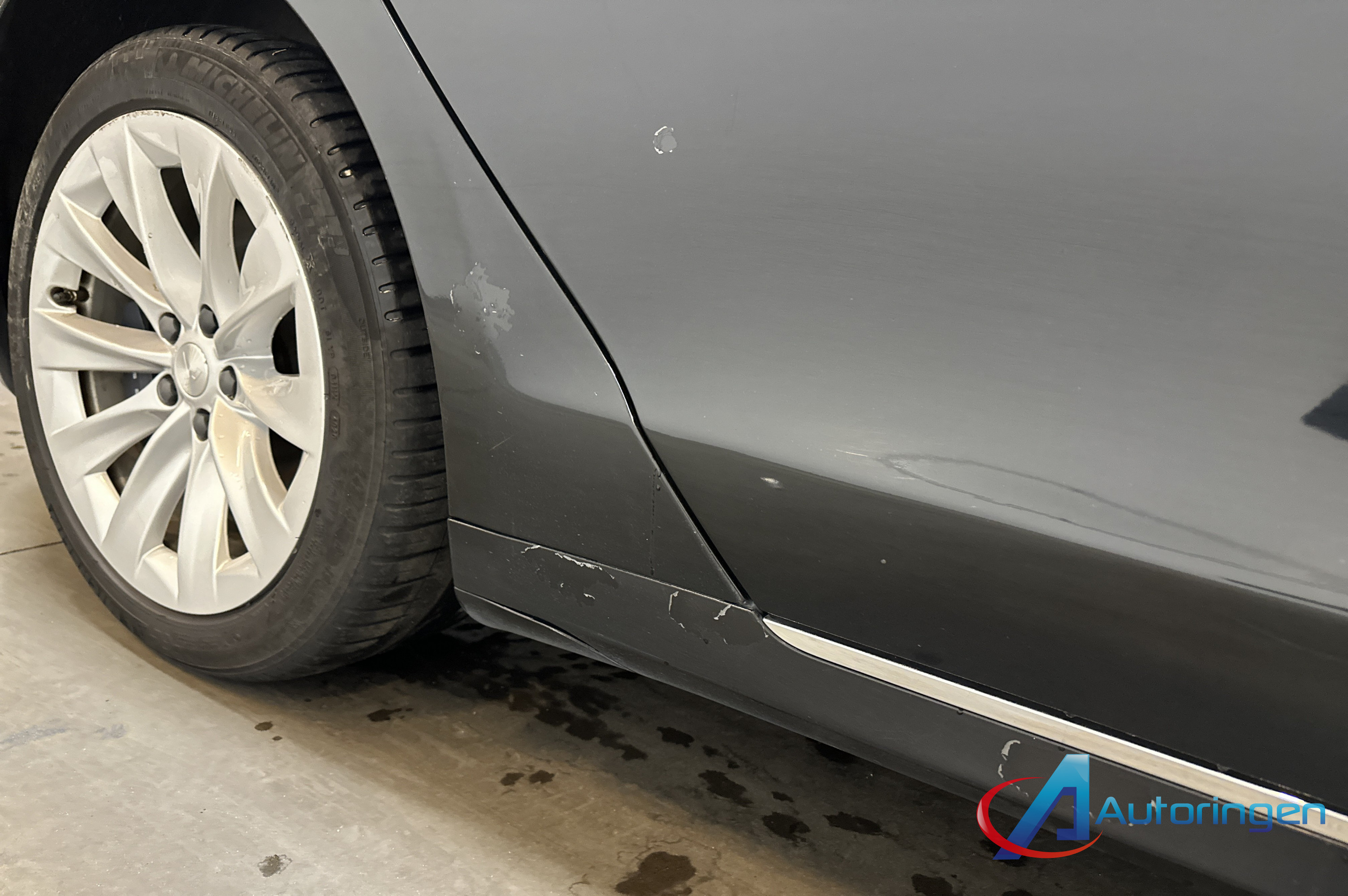 Tesla MODEL S 2017, electric — photo 15 of 21