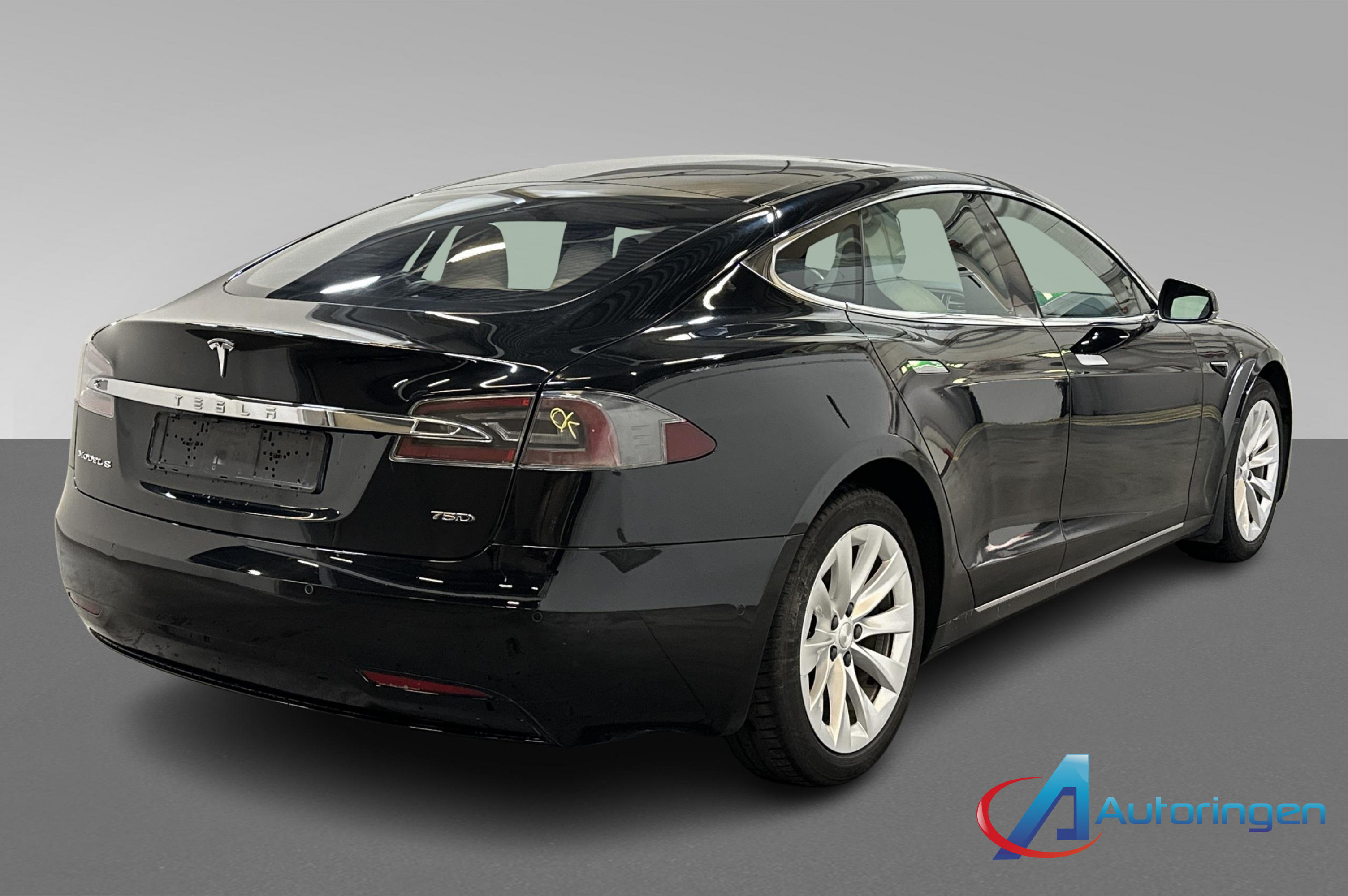 Tesla MODEL S 2017, electric — photo 6 of 21