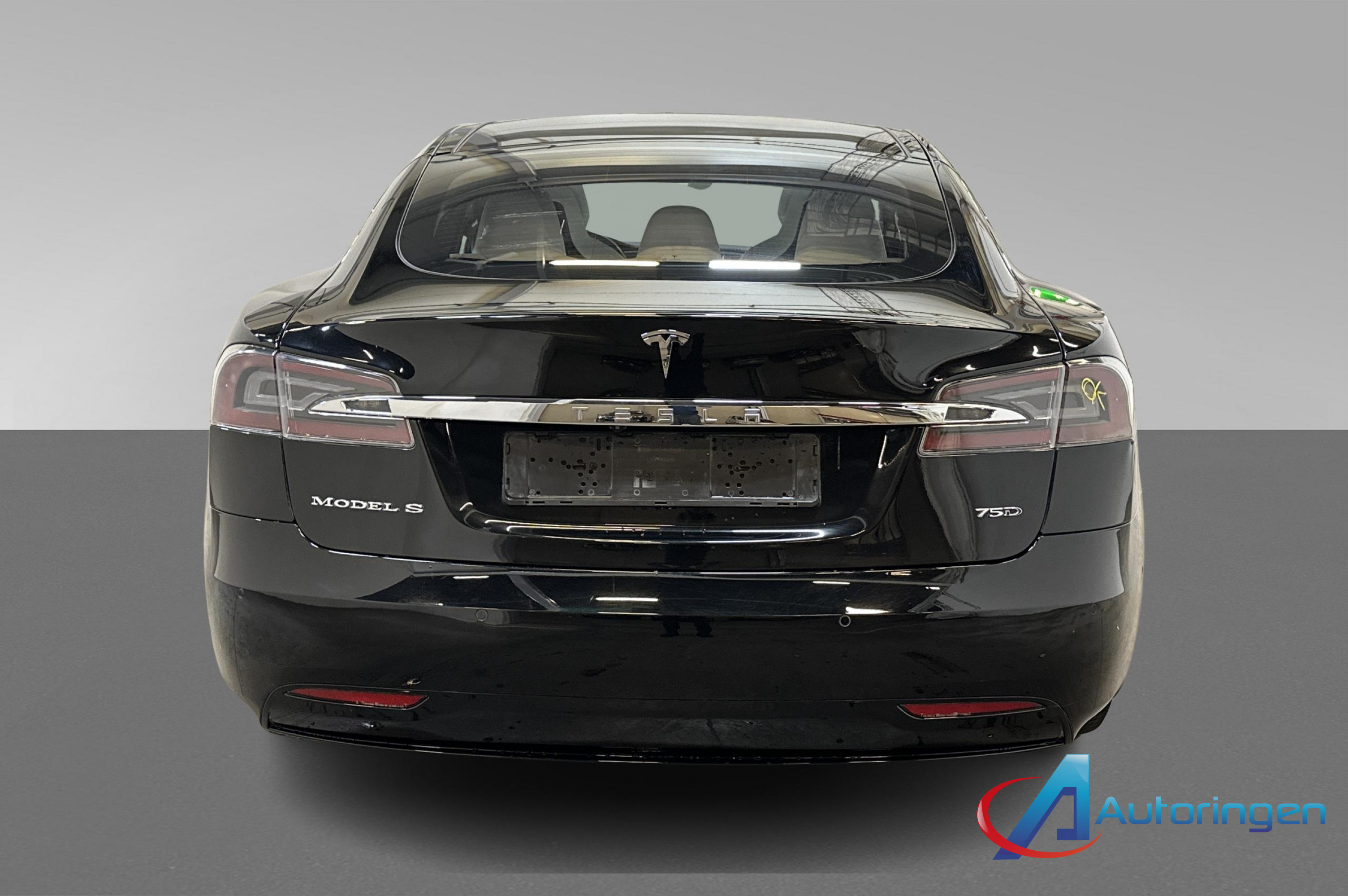 Tesla MODEL S 2017, electric — photo 5 of 21