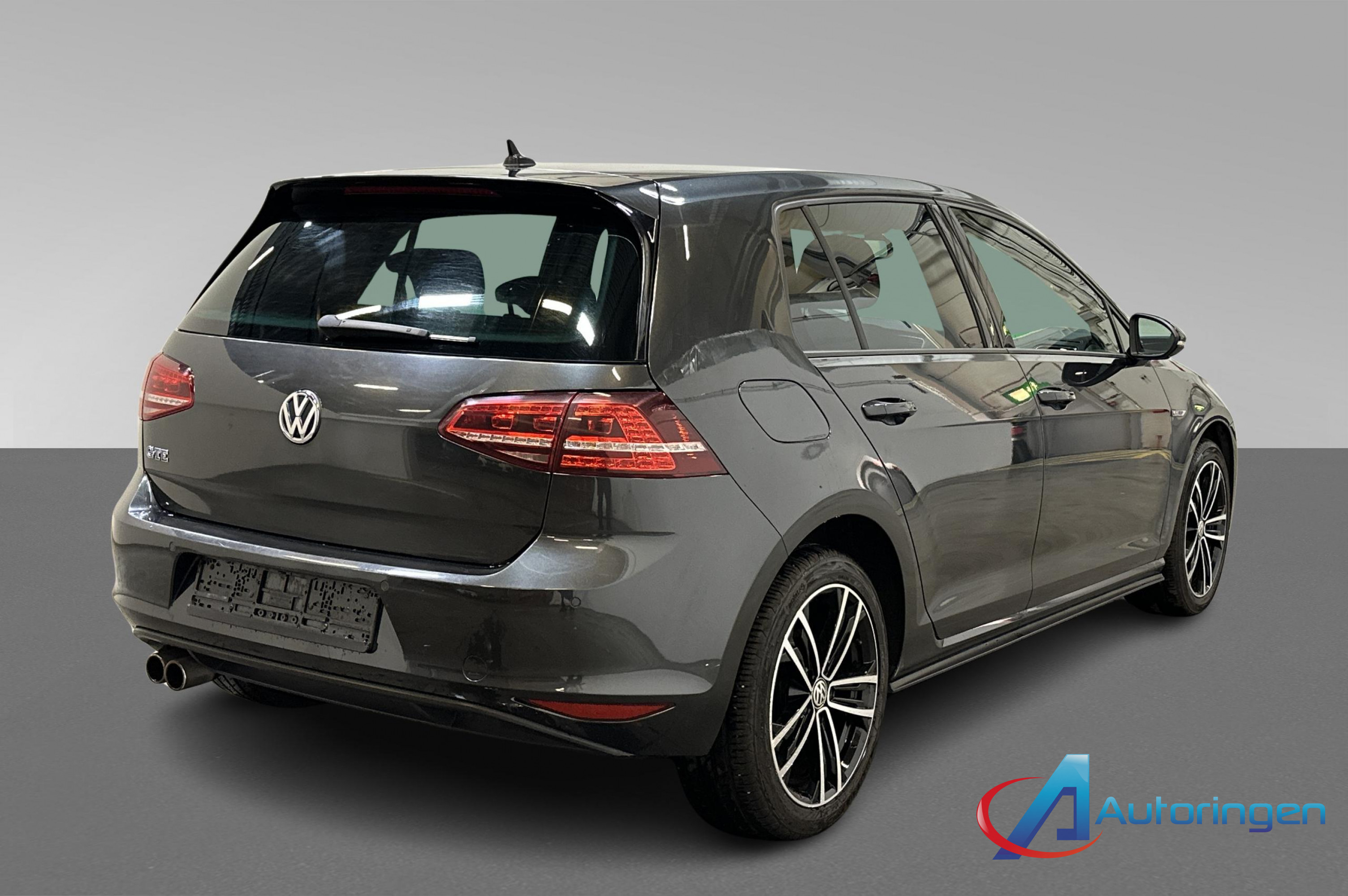 Volkswagen GOLF 2016, бензин — фото 6 из 17