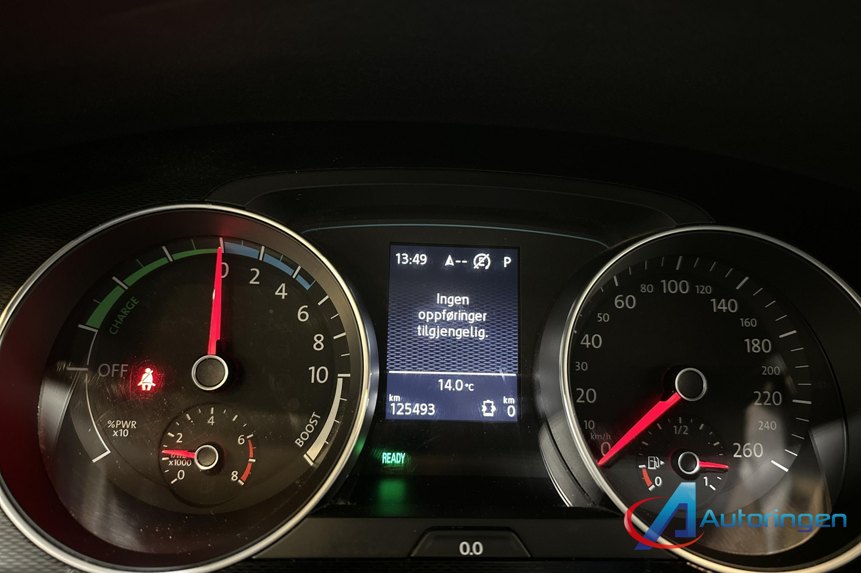 Volkswagen GOLF 2016, бензин — фото 7 из 17