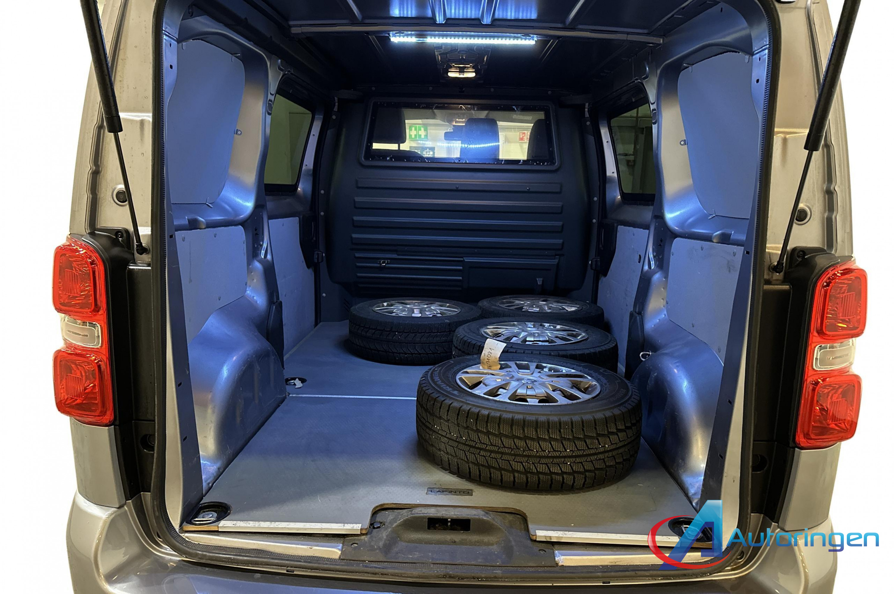 Peugeot EXPERT 2021, дизель — фото 11 з 20