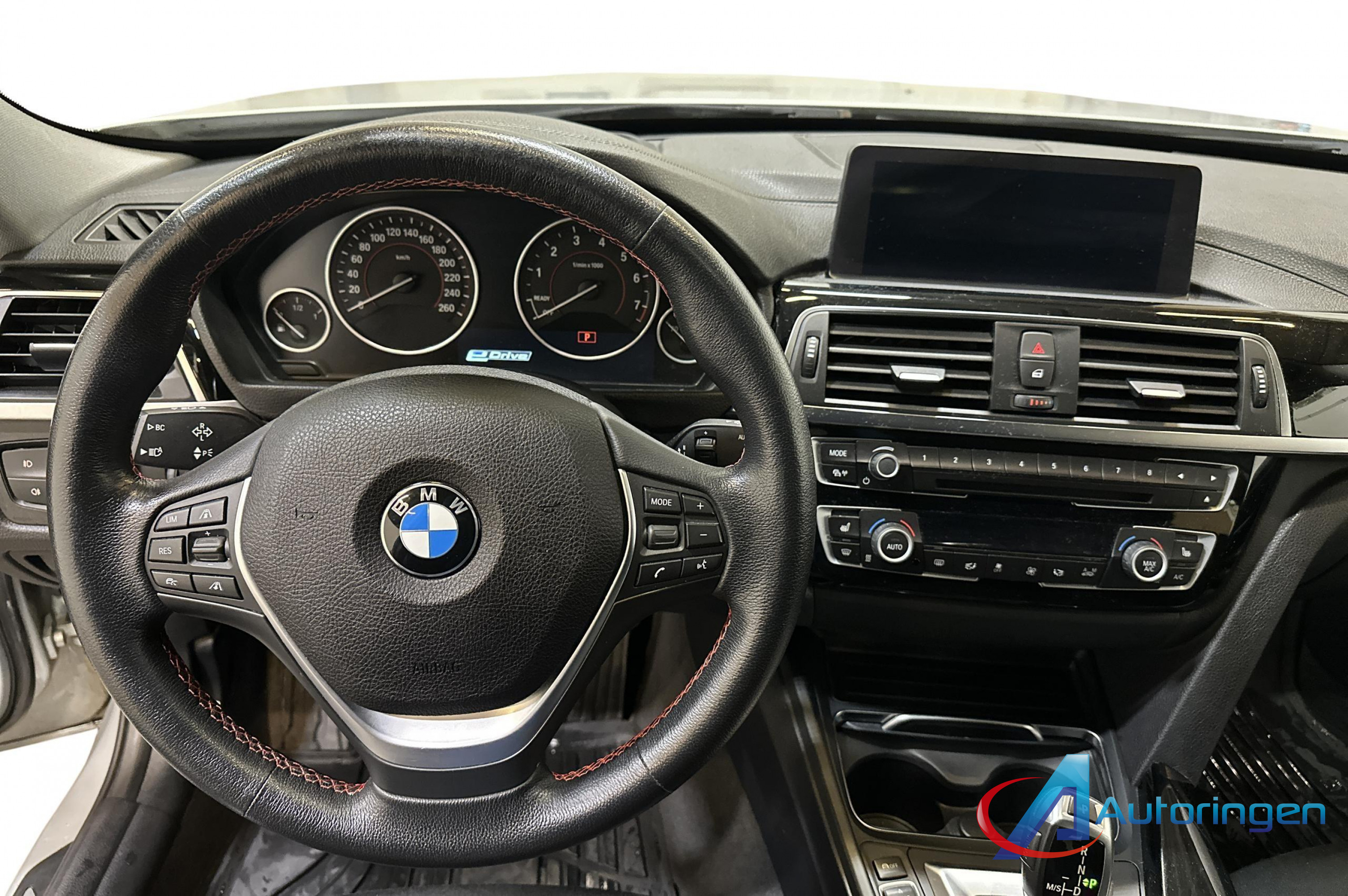 BMW 3-SERIE 2018, бензин — фото 8 з 16