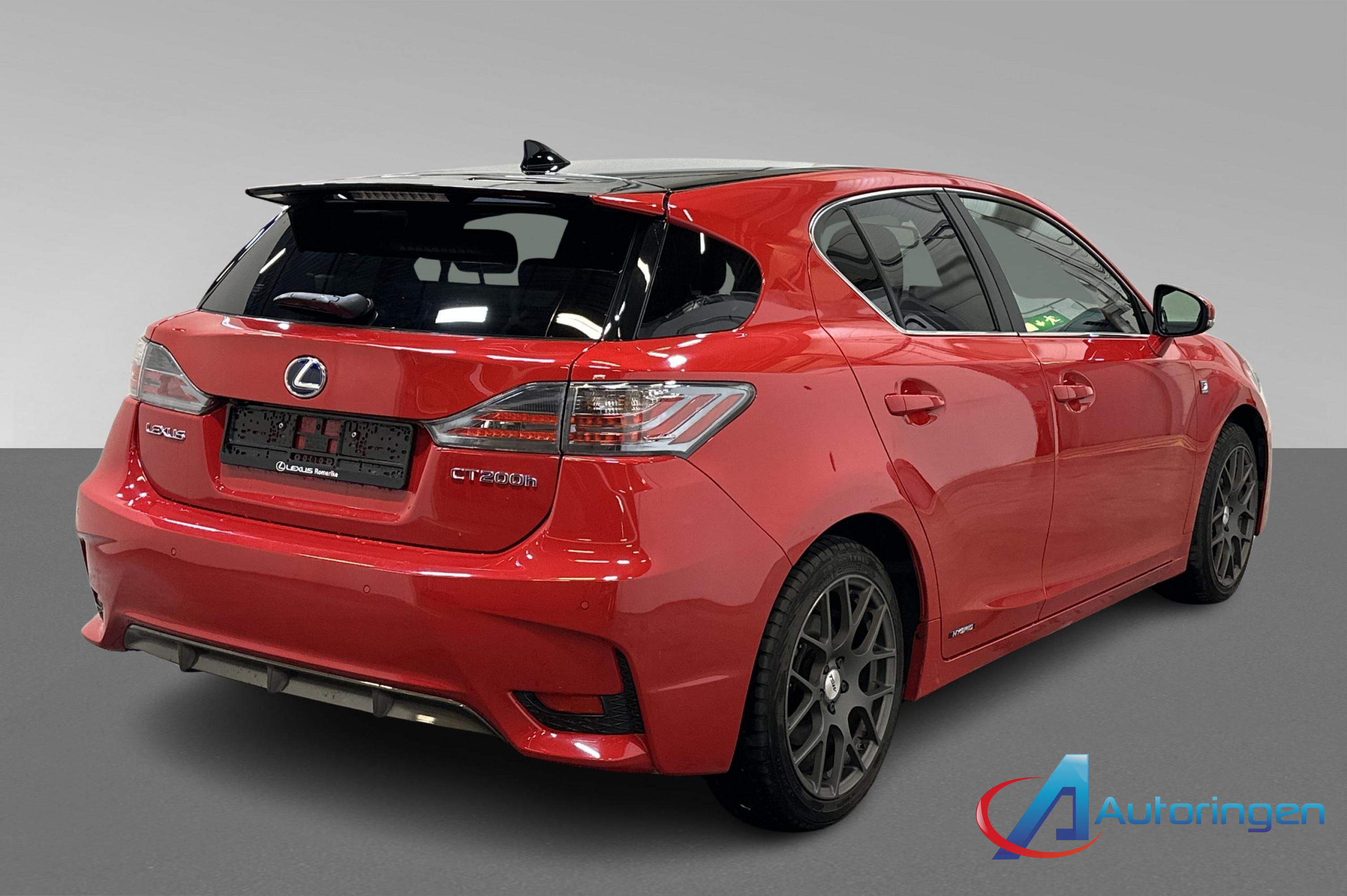 Lexus CT 200h 2016, petrol — photo 6 of 16