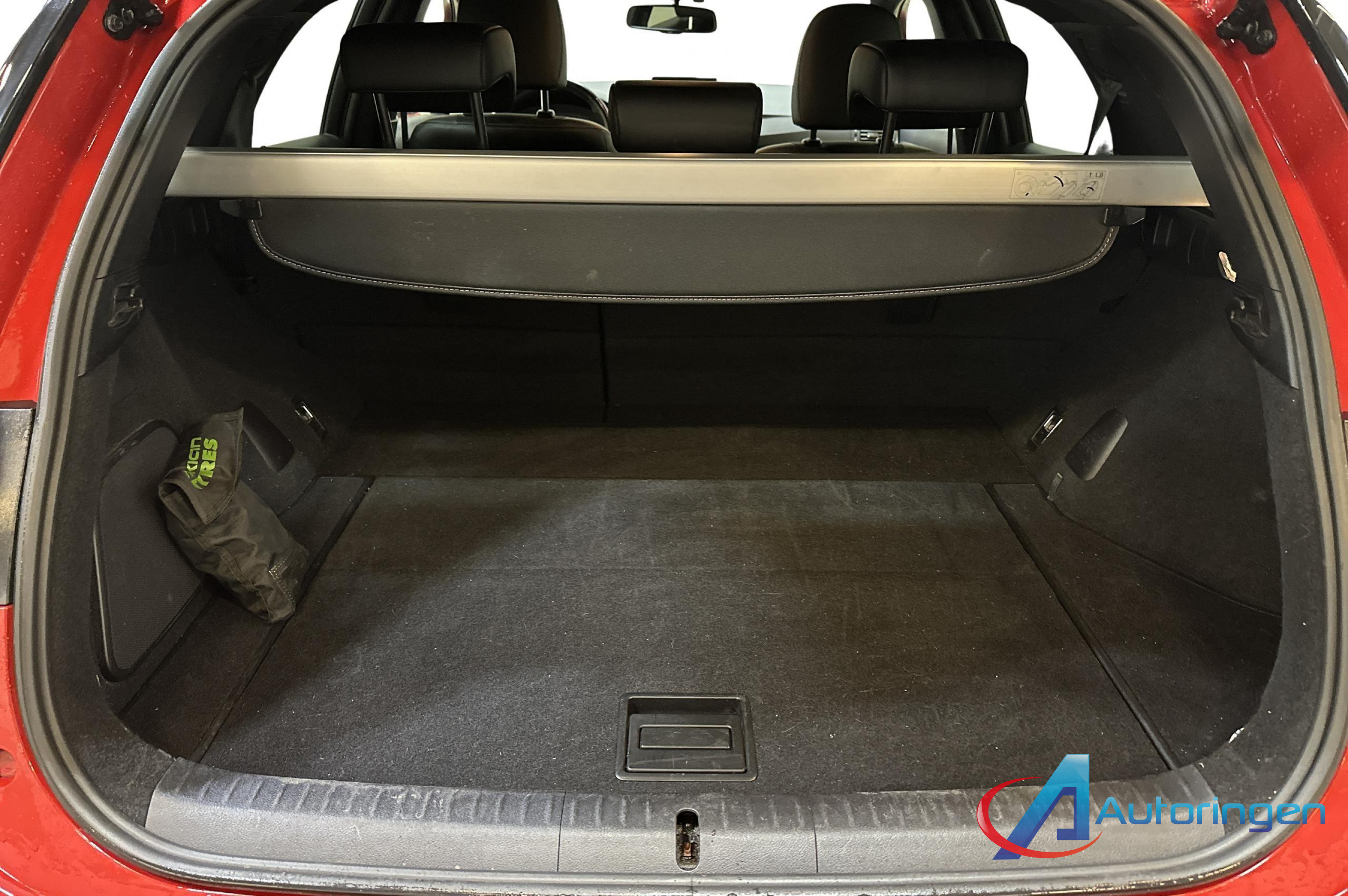 Lexus CT 200h 2016, petrol — photo 11 of 16