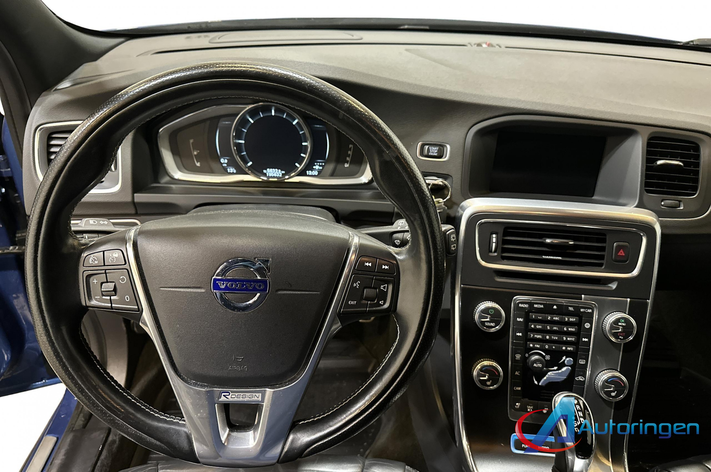 Volvo V60 2018, дизель — фото 8 из 15