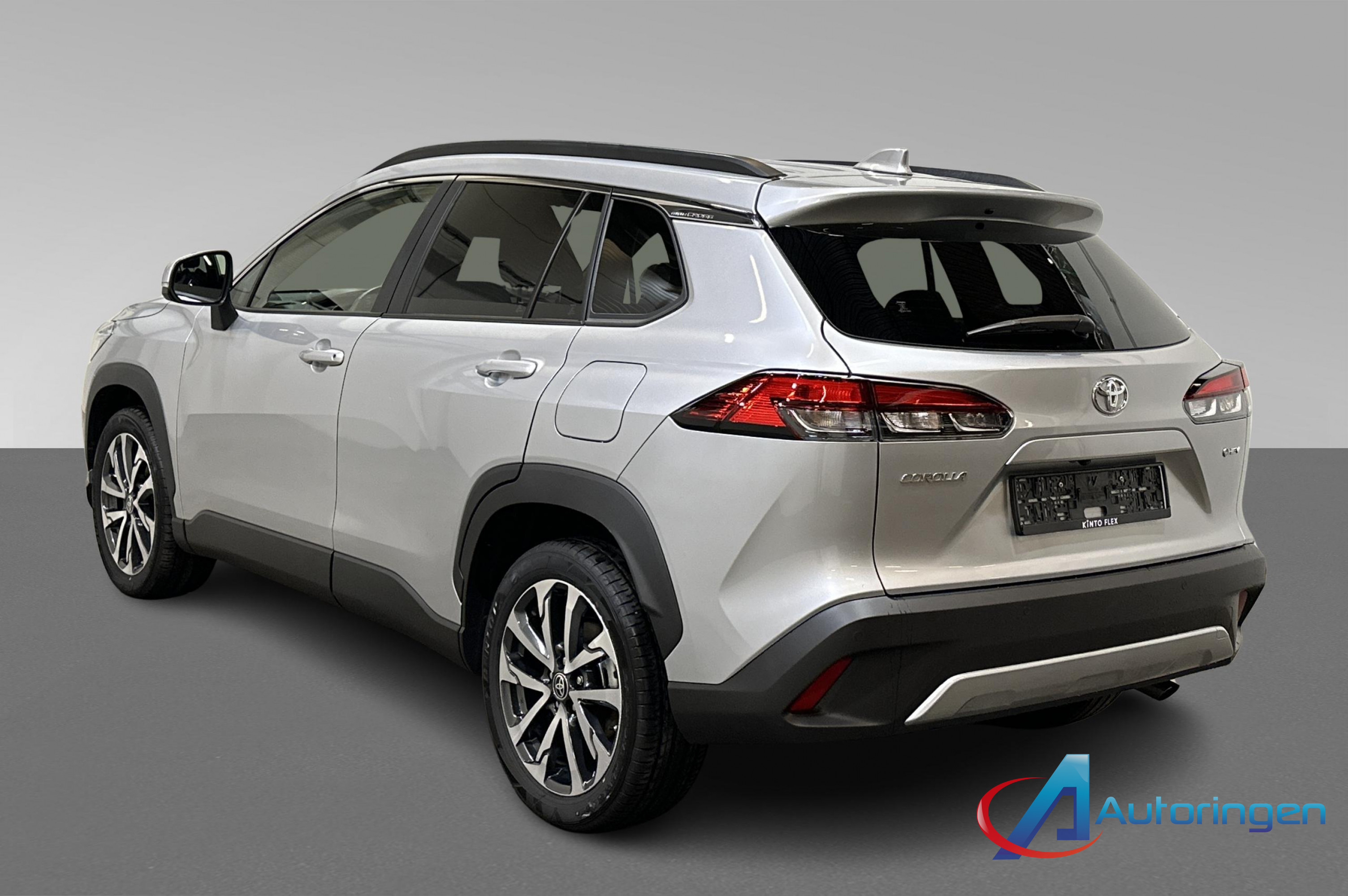 Toyota COROLLA CROSS 2024, бензин — фото 4 из 15