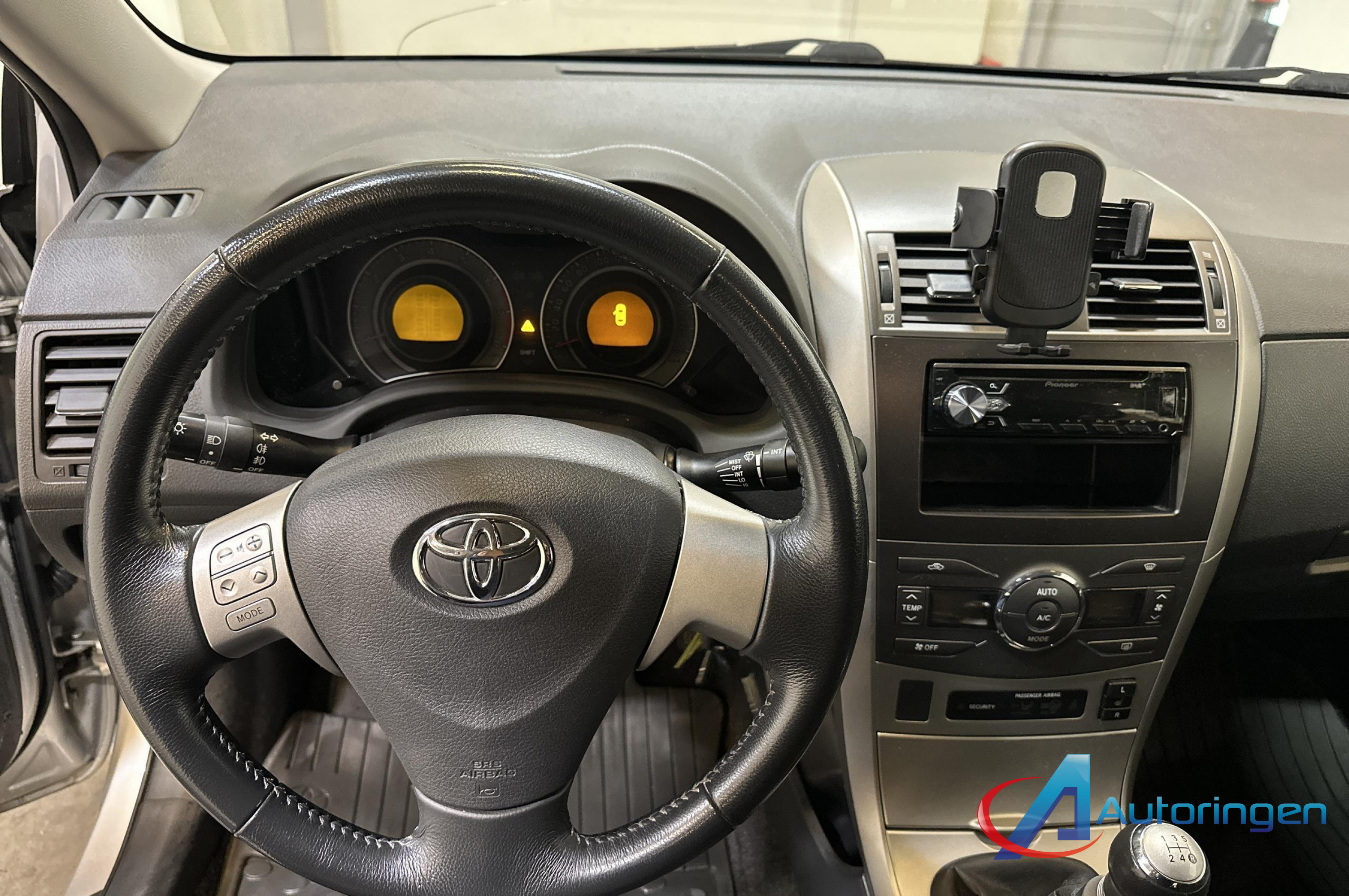 Toyota COROLLA 2007, бензин — фото 8 з 24