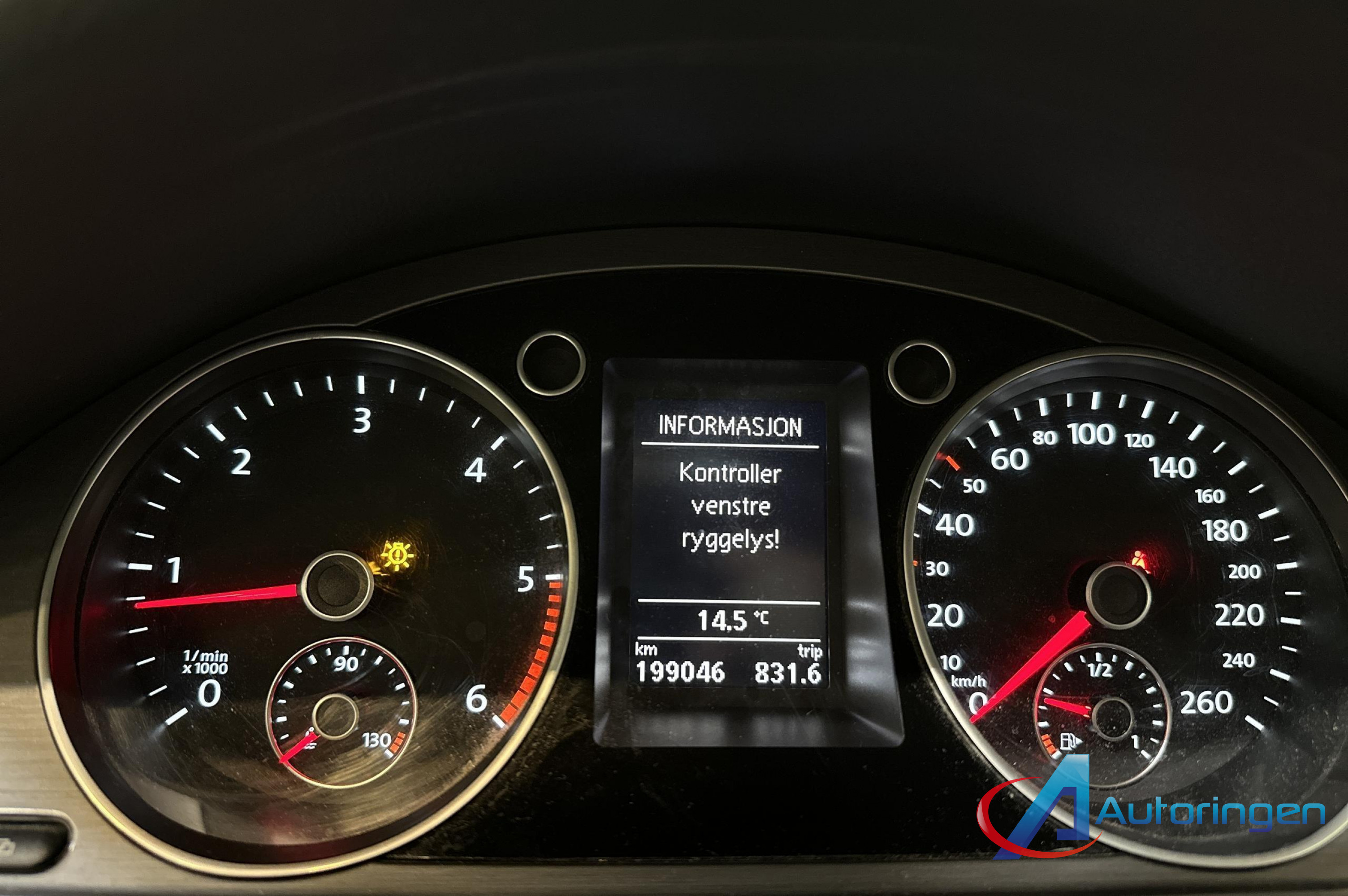 Volkswagen PASSAT 2012, дизель — фото 7 з 19