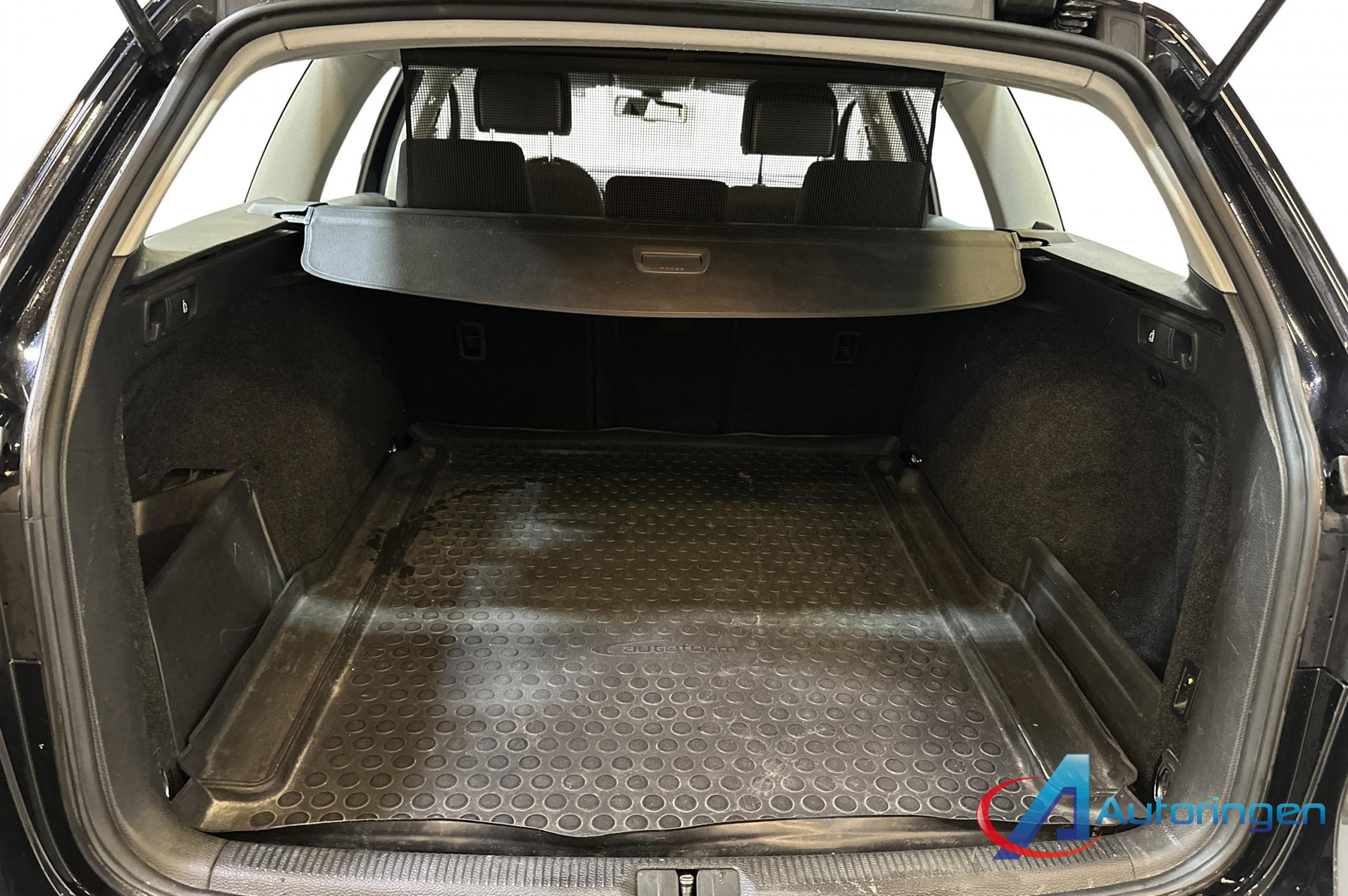 Volkswagen PASSAT 2012, дизель — фото 11 з 19