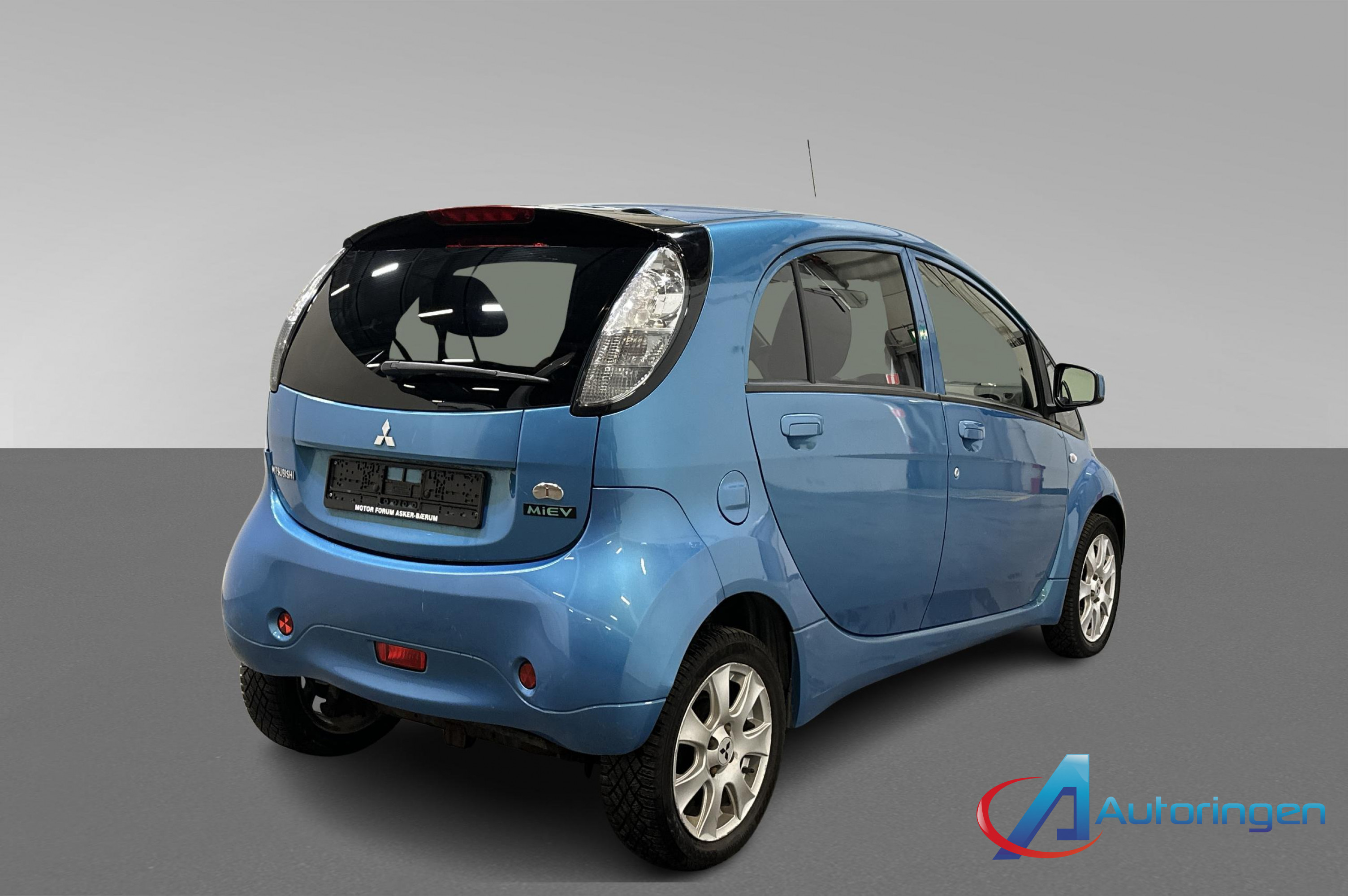Mitsubishi i-MIEV 2015, электро — фото 6 из 24