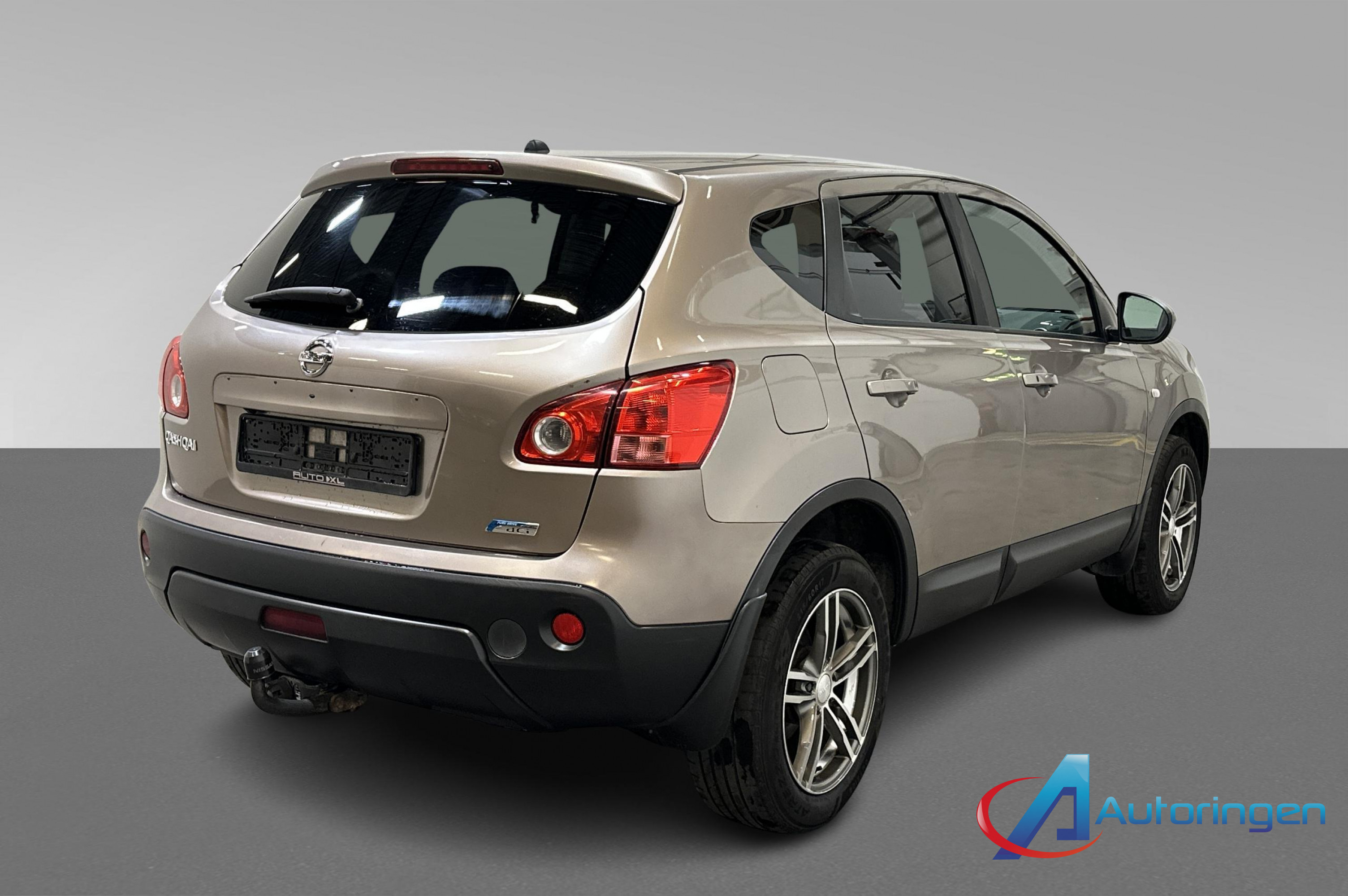 Nissan QASHQAI 2009, diesel — photo 6 of 19