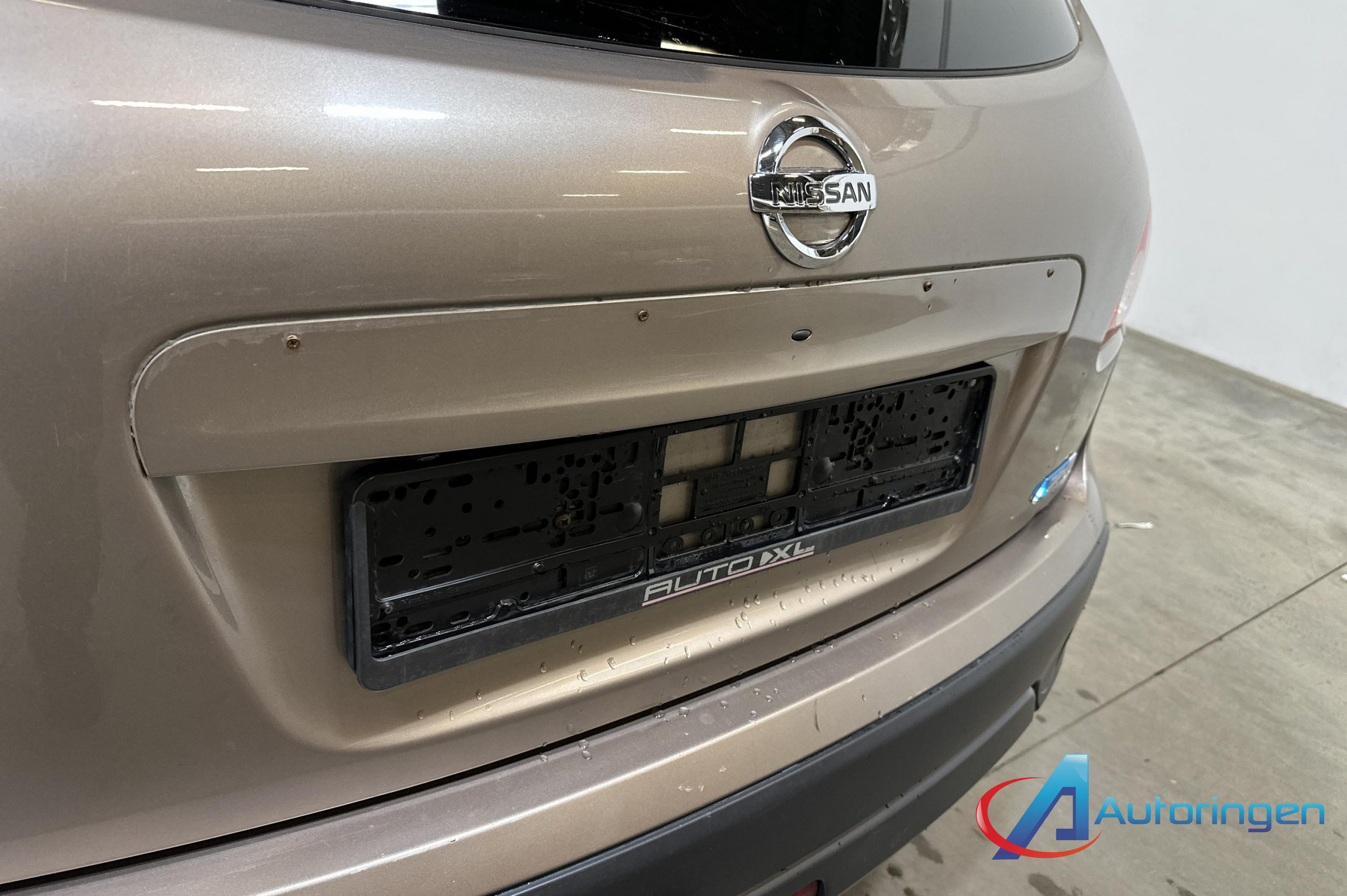 Nissan QASHQAI 2009, diesel — photo 13 of 19