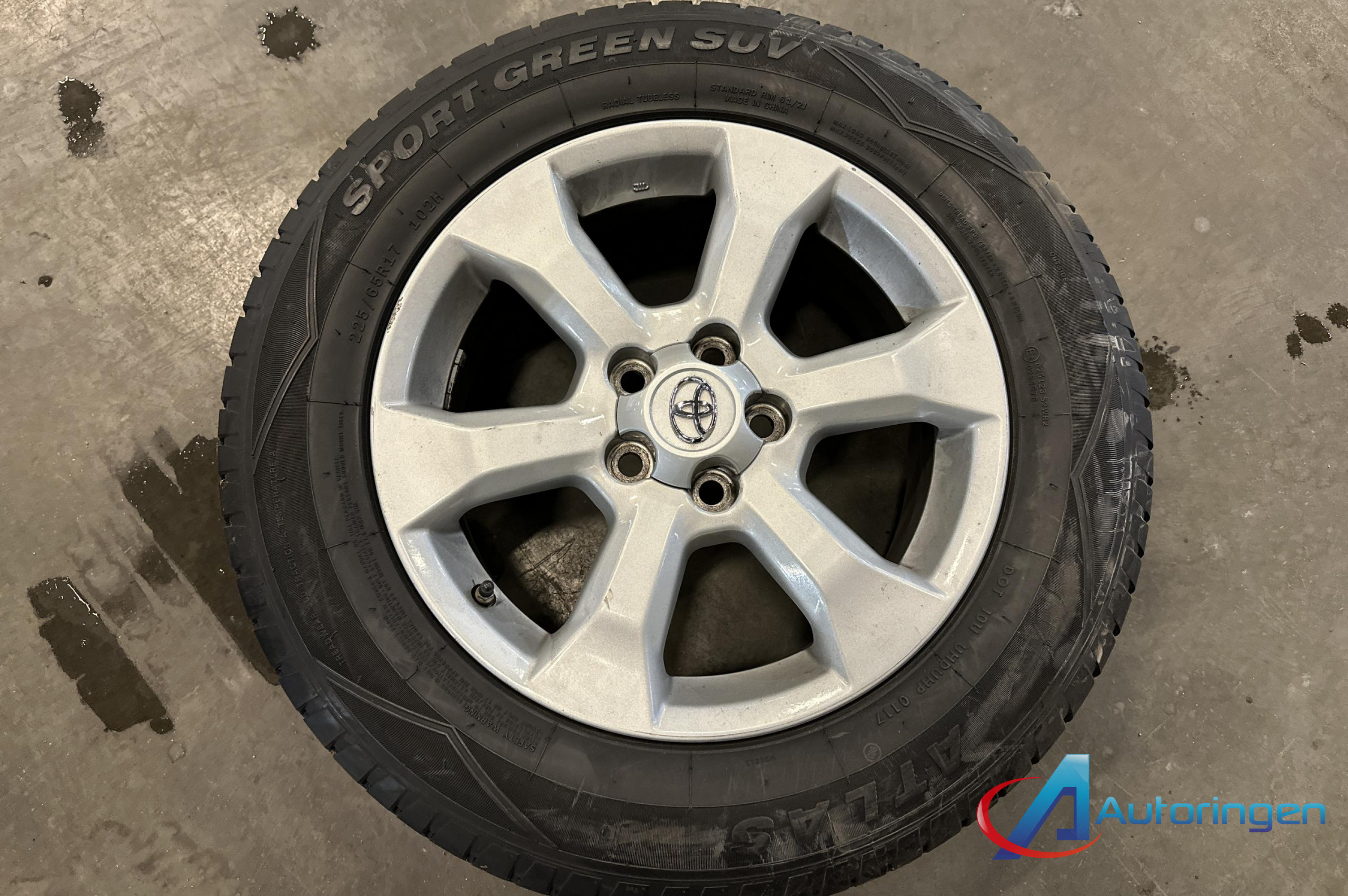 Toyota RAV4 EV 2014, электро — фото 20 из 20