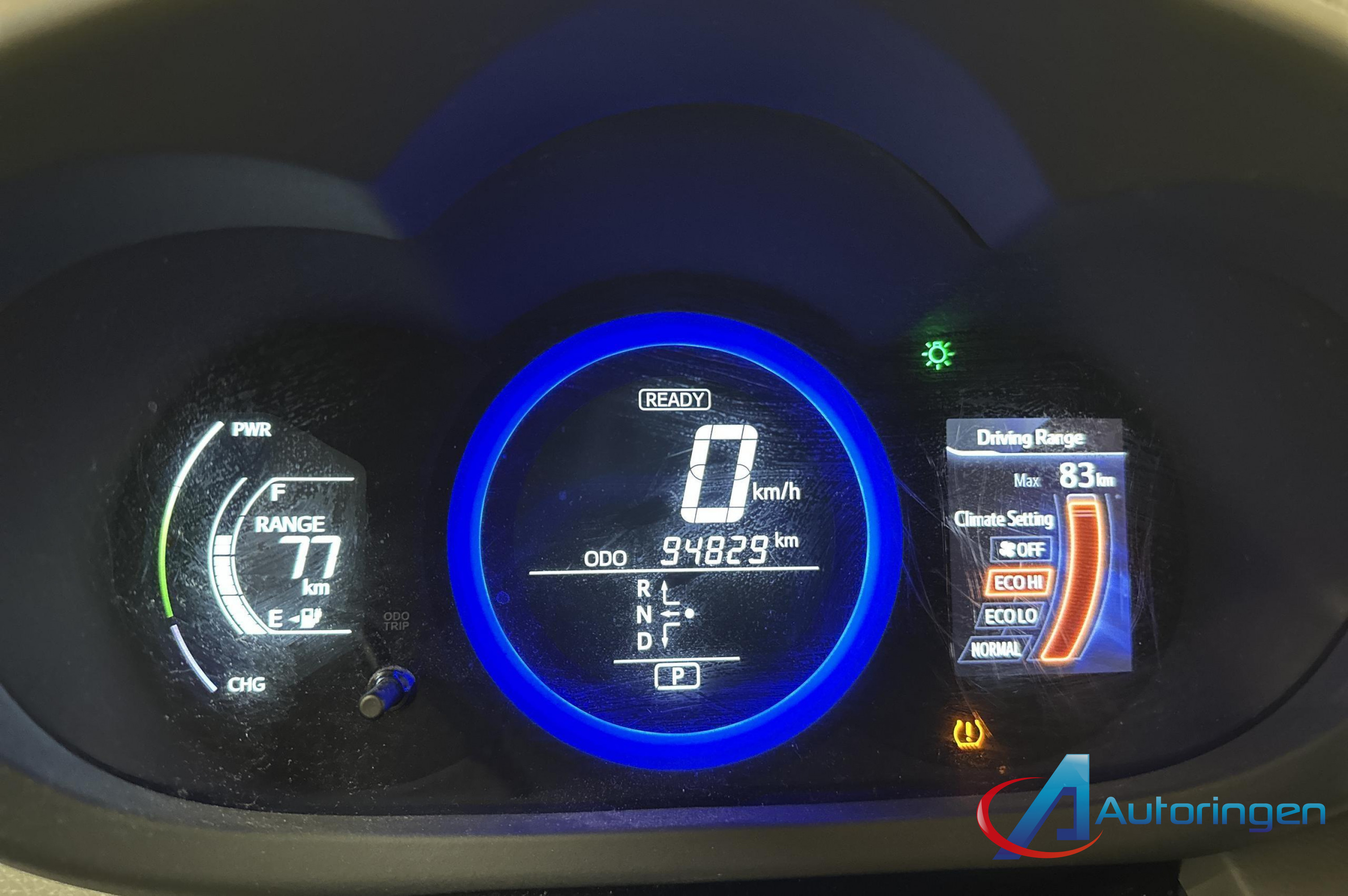 Toyota RAV4 EV 2014, электро — фото 7 из 20