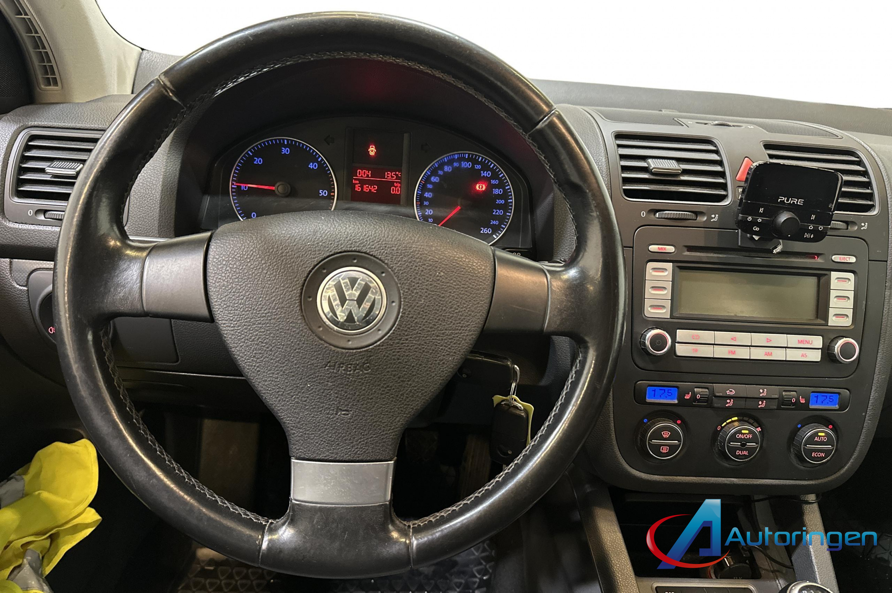 Volkswagen GOLF 2007, дизель — фото 8 из 16