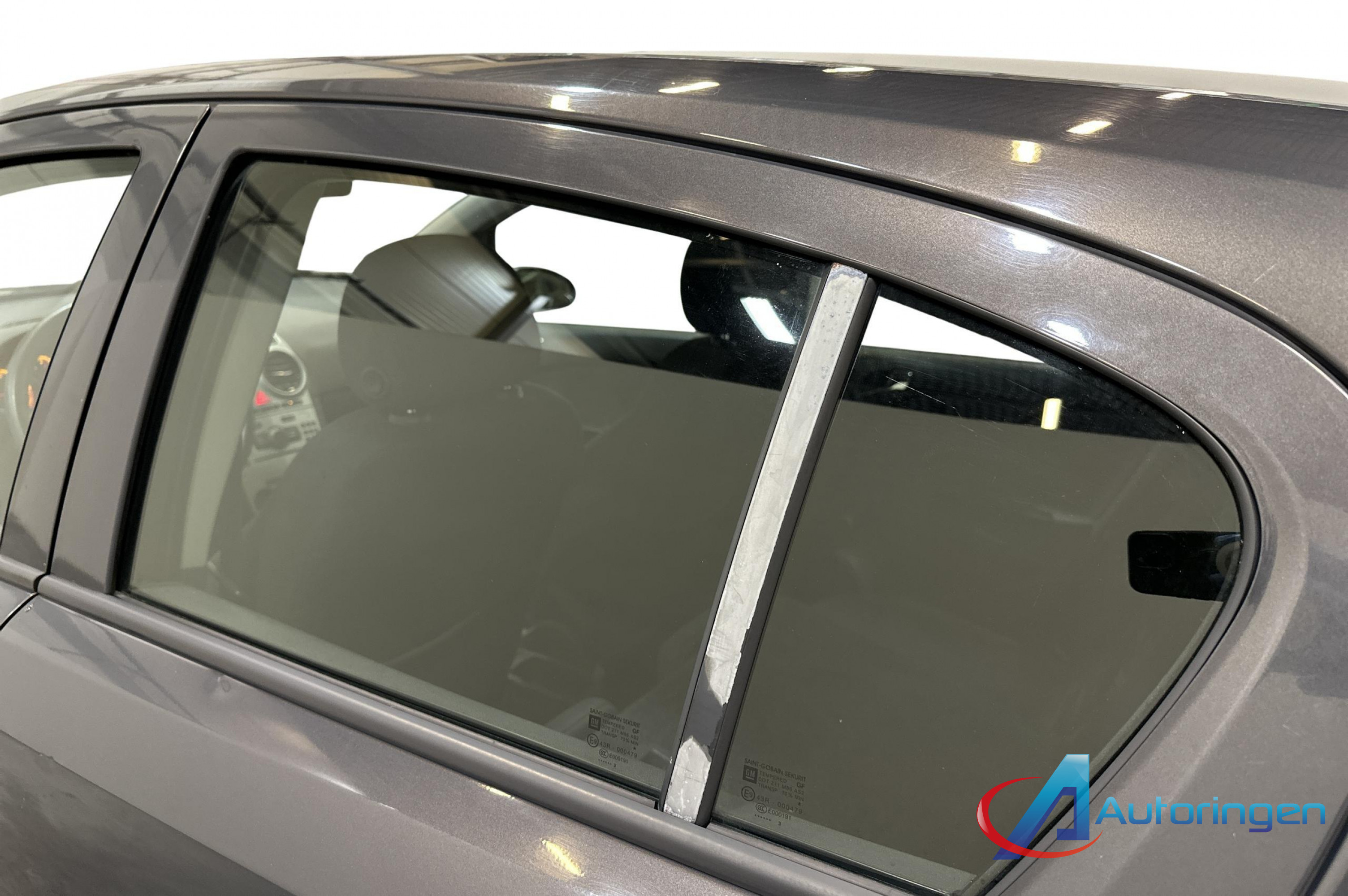 Opel CORSA 2013, бензин — фото 14 з 17