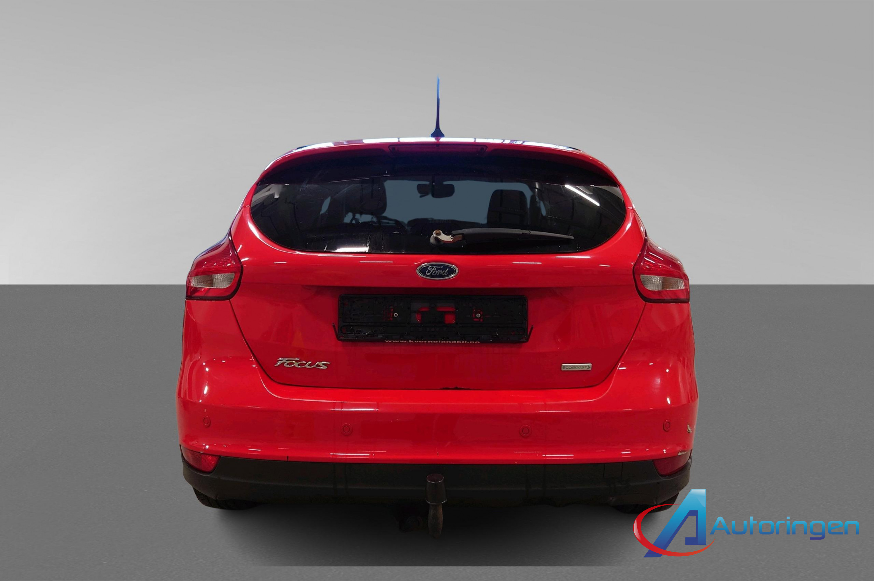 Ford Focus 2017, бензин — фото 5 из 20