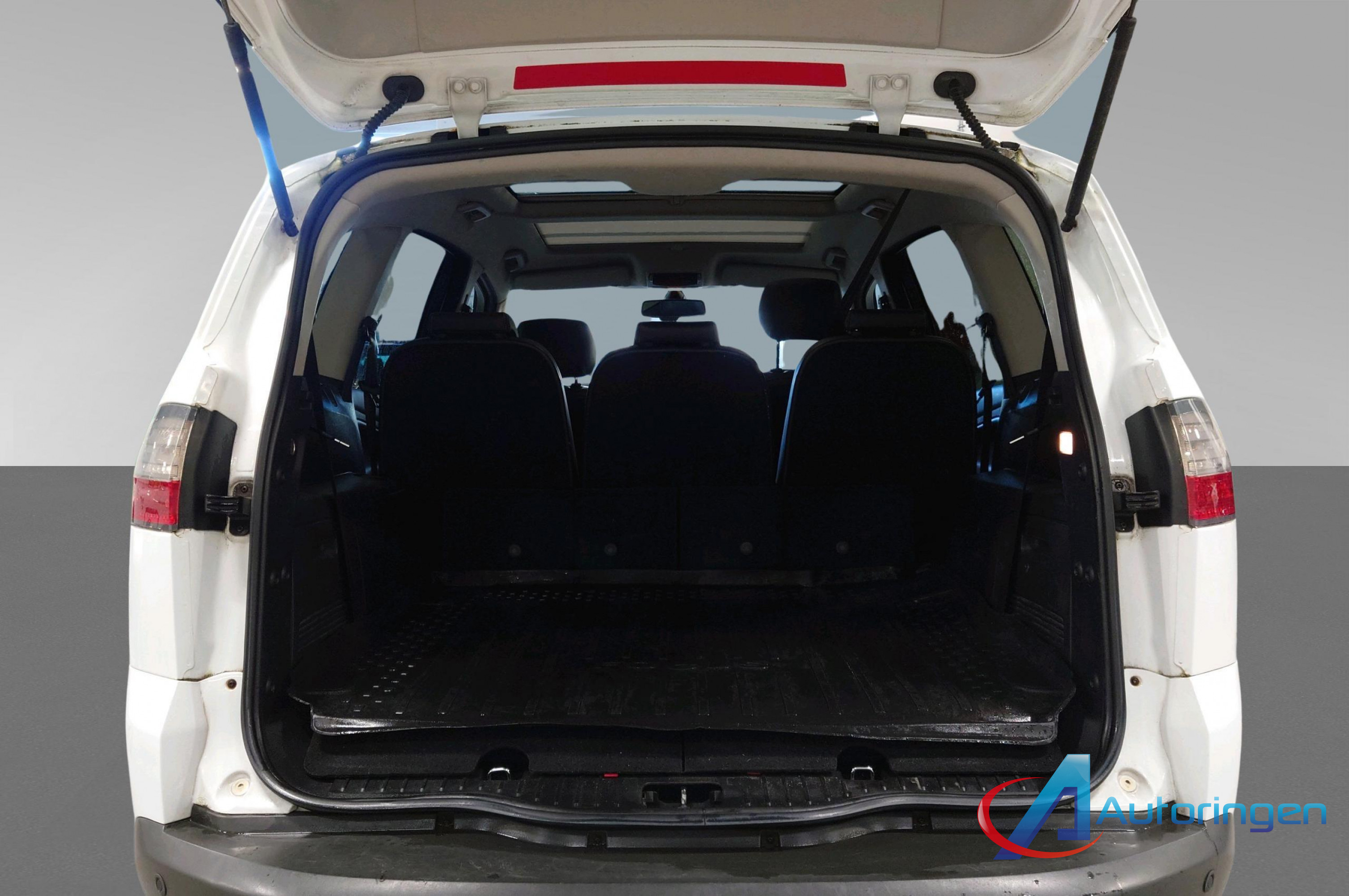 Ford S-MAX 2010, дизель — фото 12 из 14