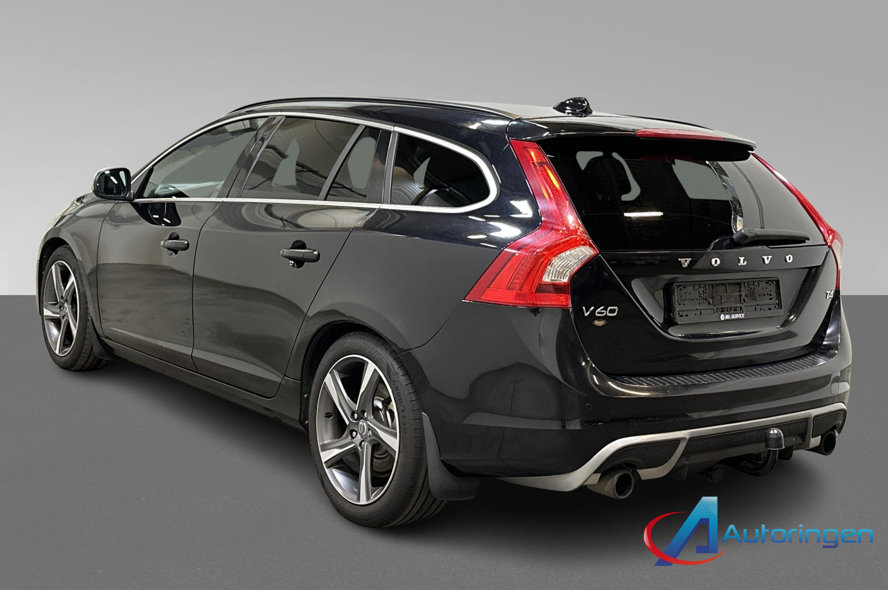 Volvo V60 2013, бензин — фото 4 з 14