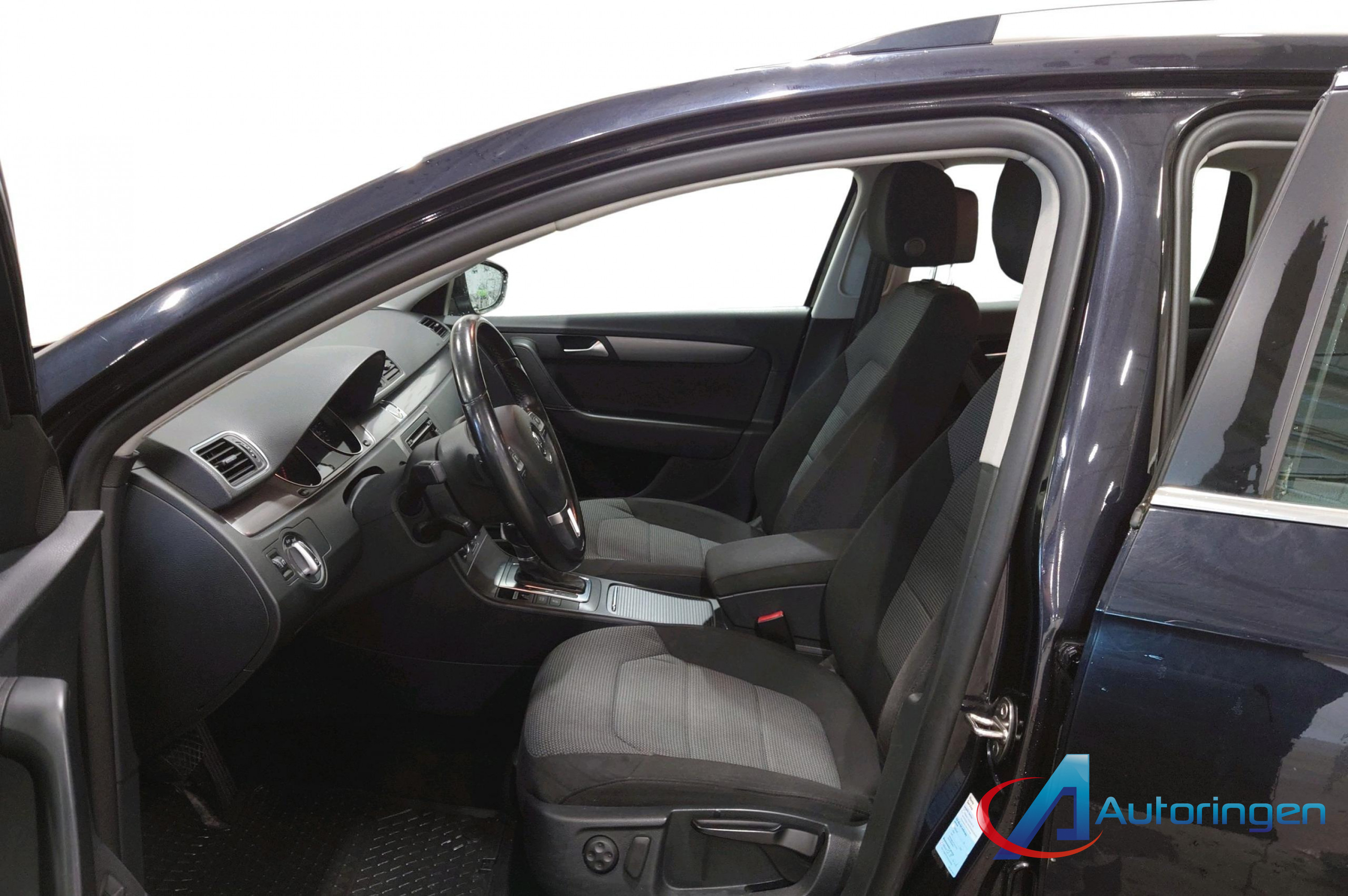 Volkswagen PASSAT 2013, бензин — фото 9 из 14