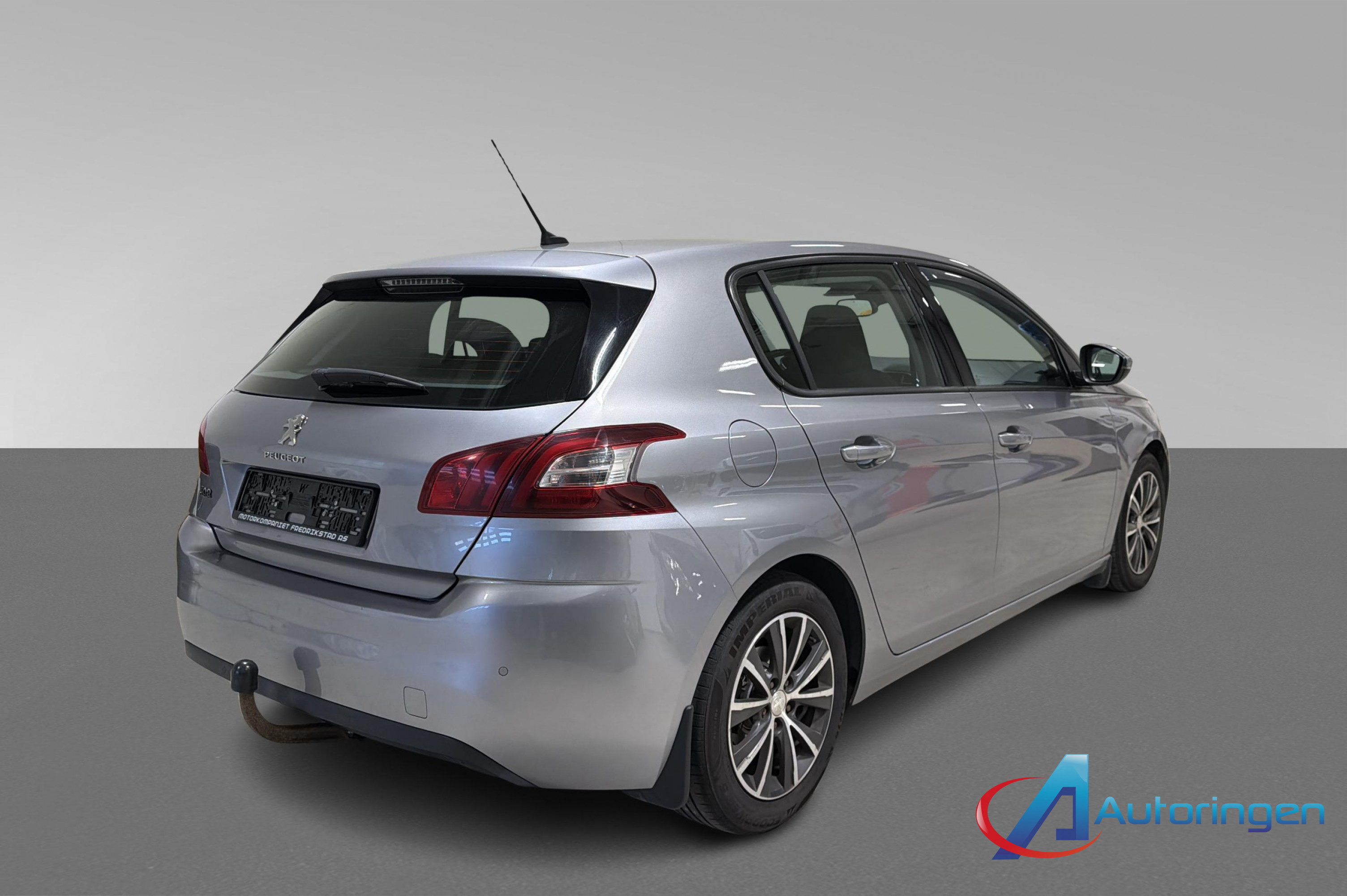Peugeot 308 2015, diesel — photo 6 of 16
