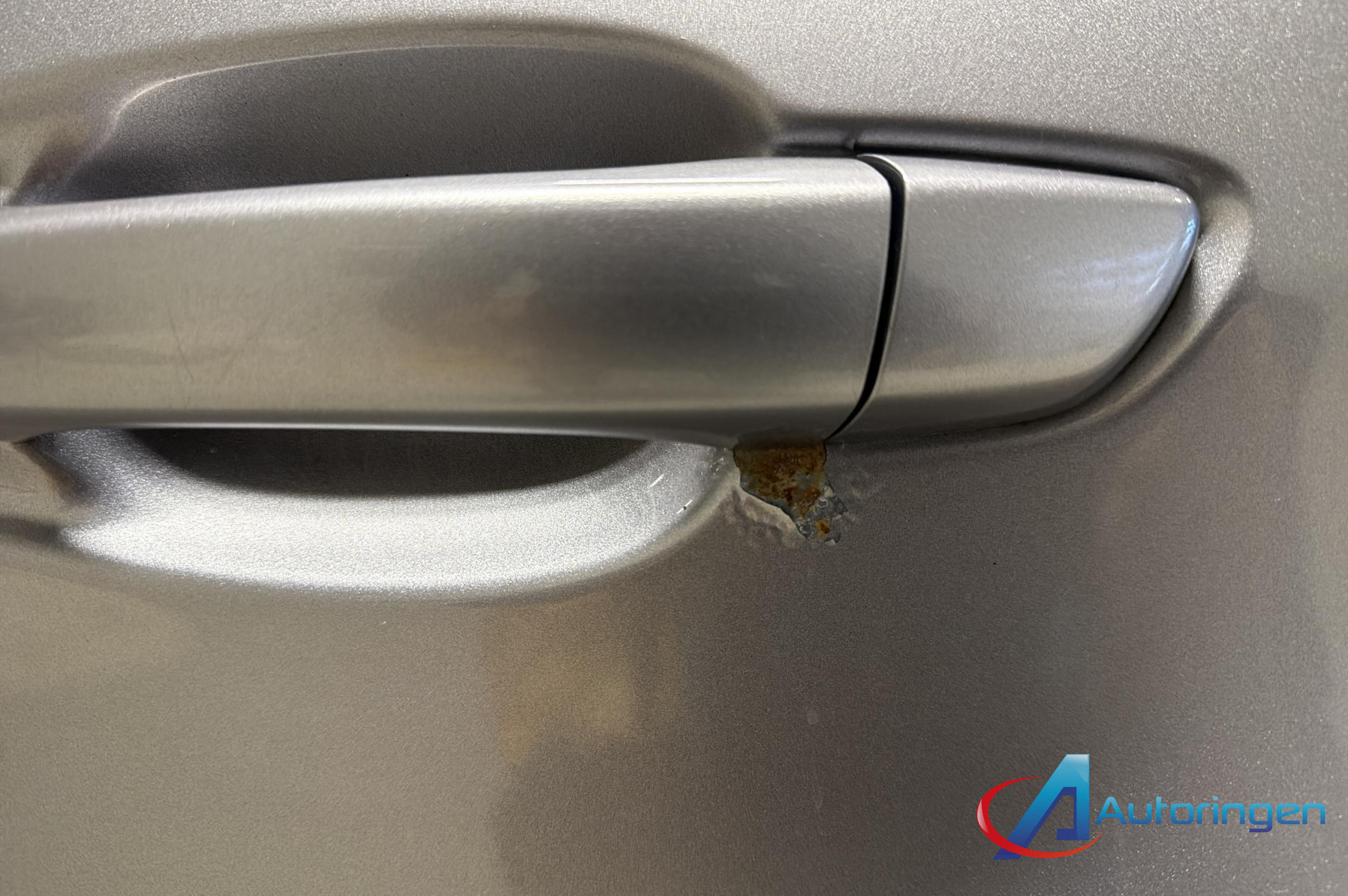 Peugeot 308 2015, diesel — photo 14 of 16