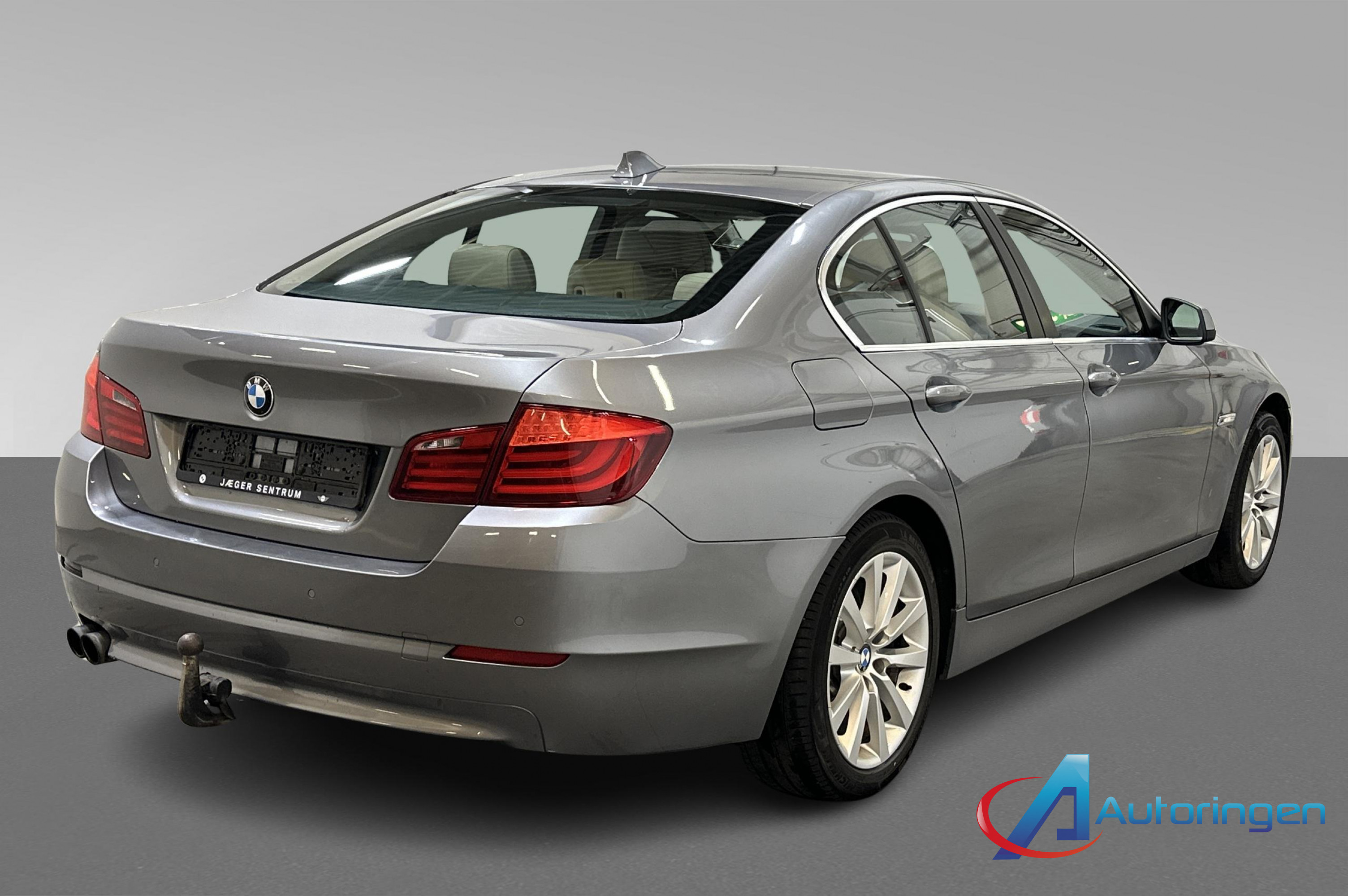 BMW 5-SERIE 2010, diesel — photo 6 of 19