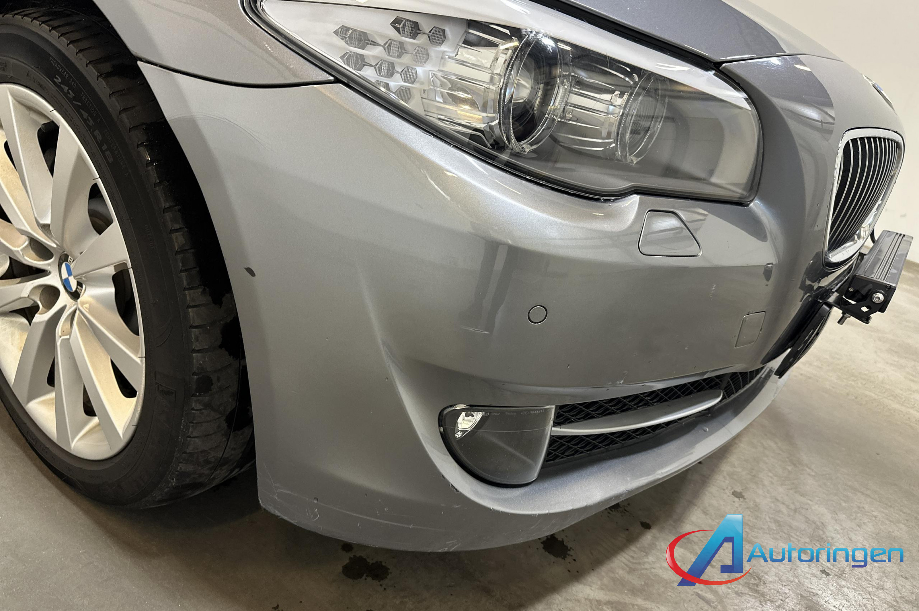 BMW 5-SERIE 2010, diesel — photo 15 of 19