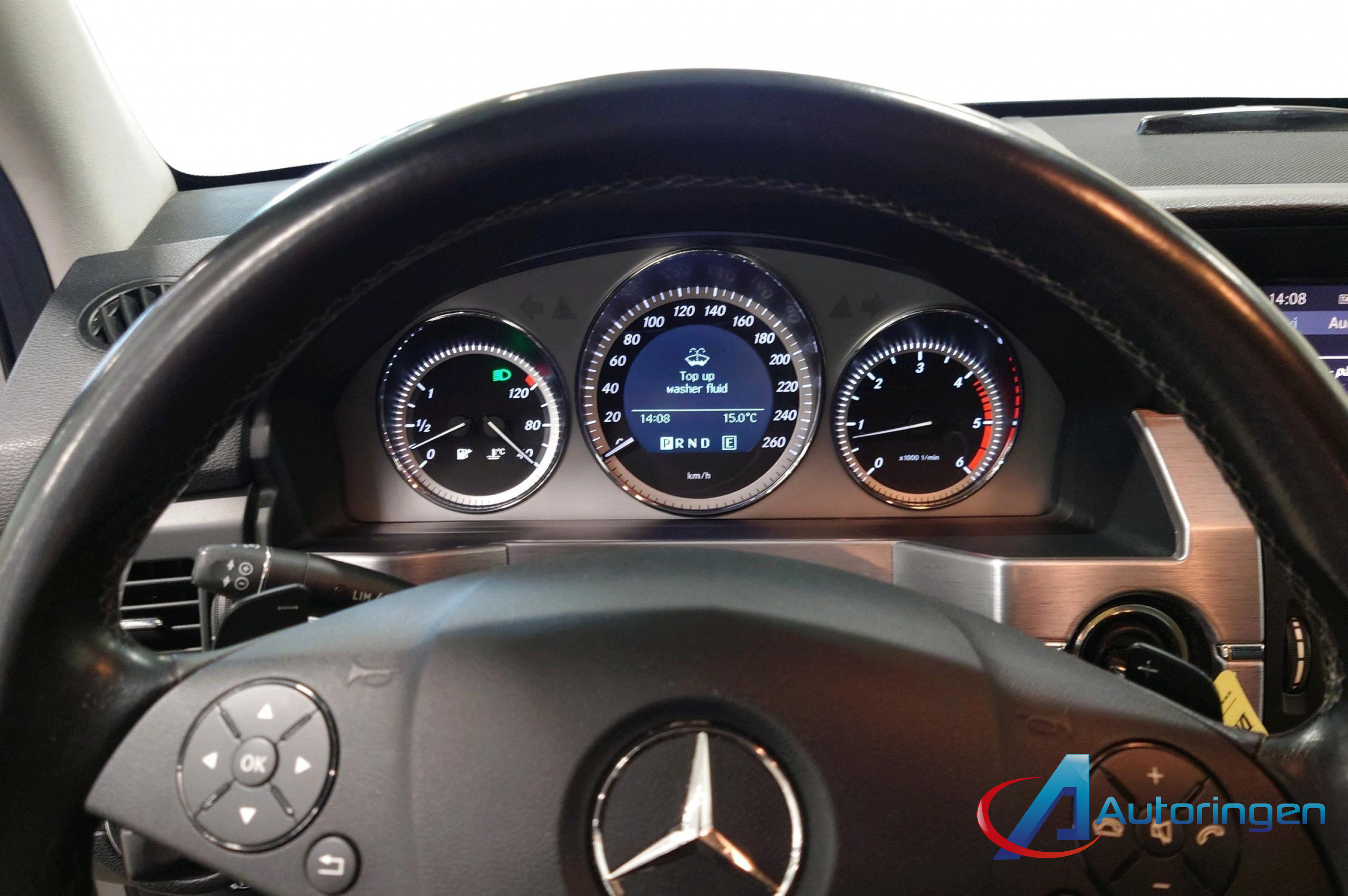 Mercedes-Benz GLK 2011, diesel — photo 7 of 14