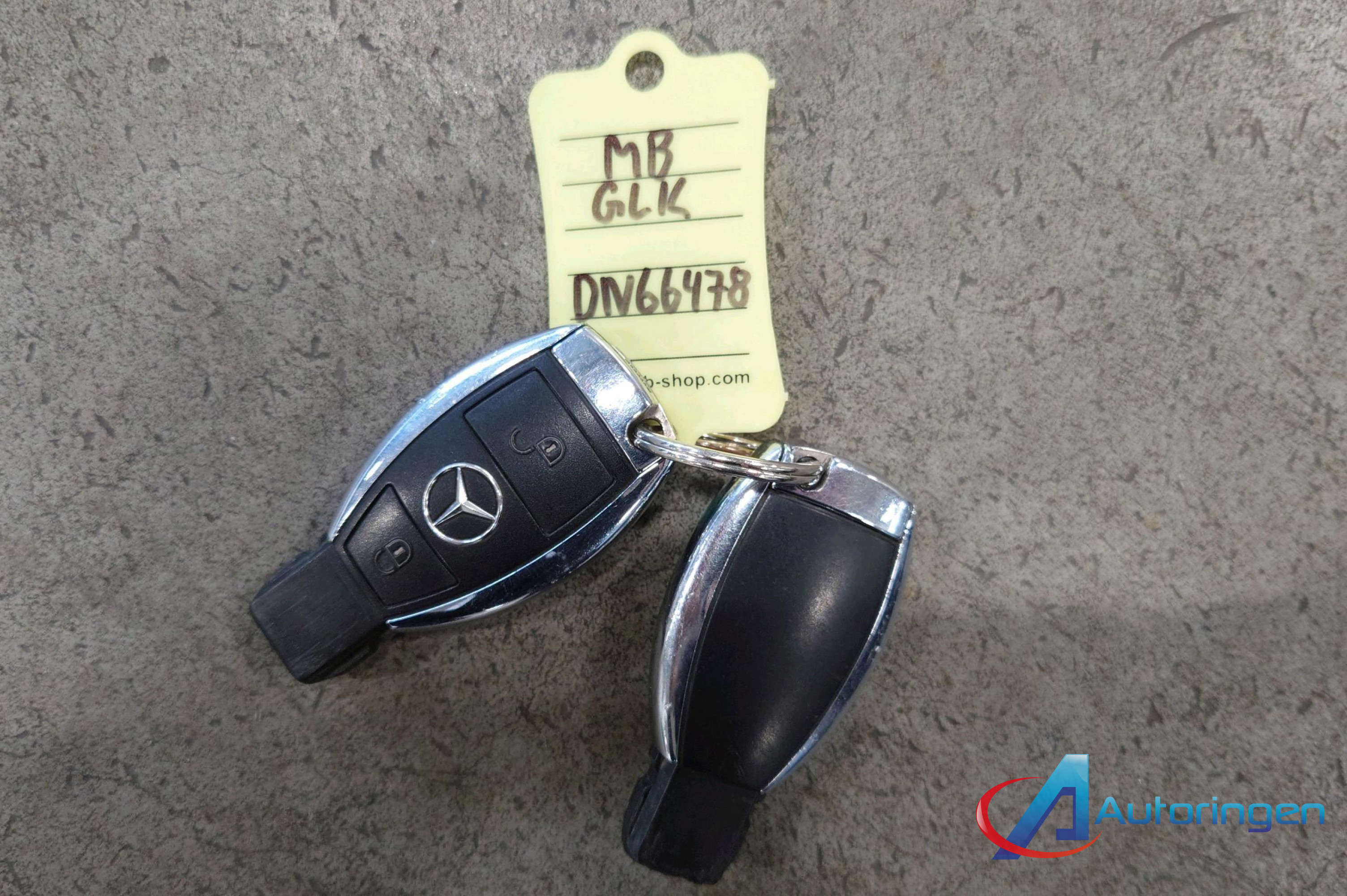 Mercedes-Benz GLK 2011, diesel — photo 14 of 14