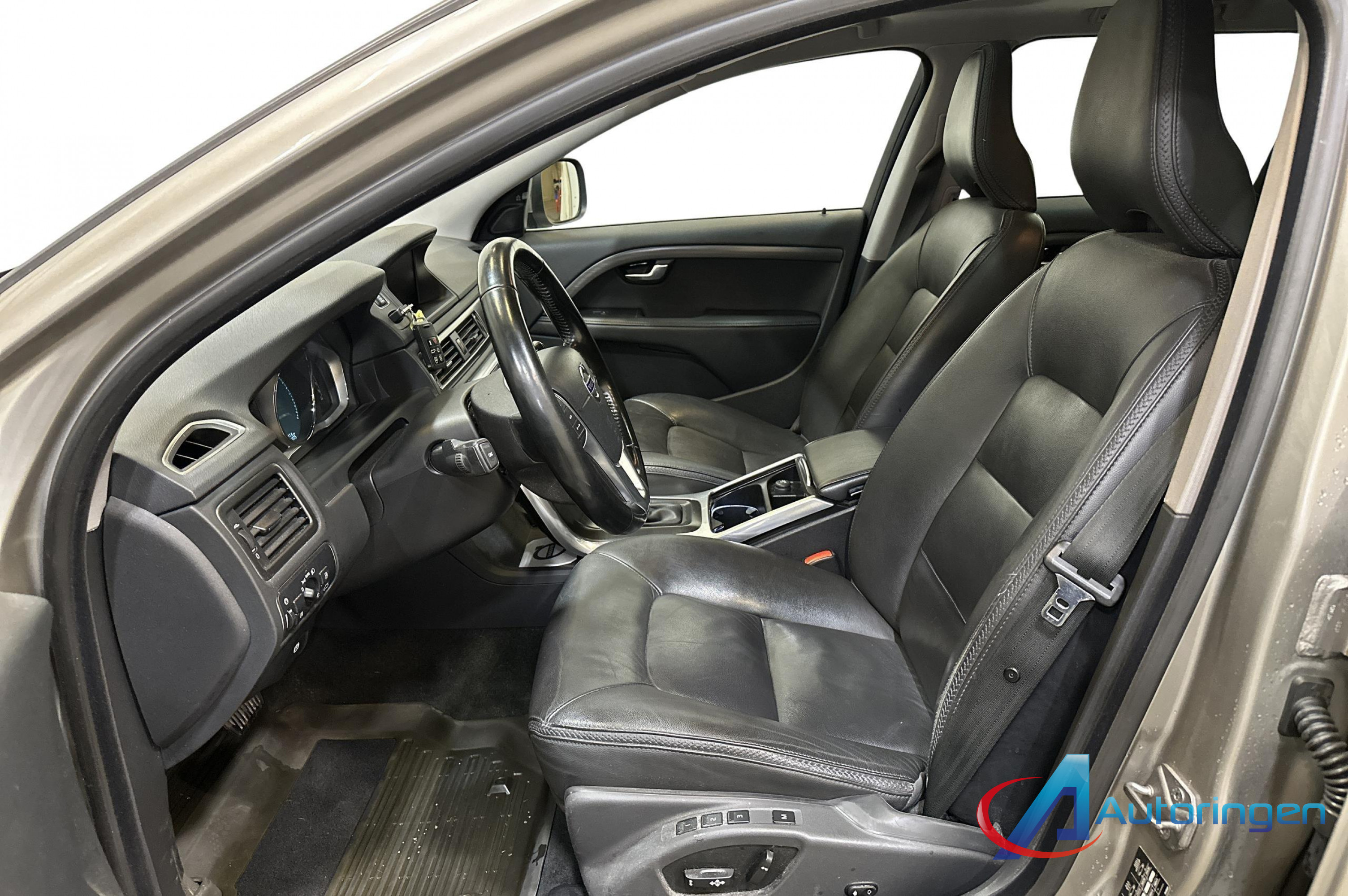 Volvo XC70 2015, дизель — фото 9 з 15