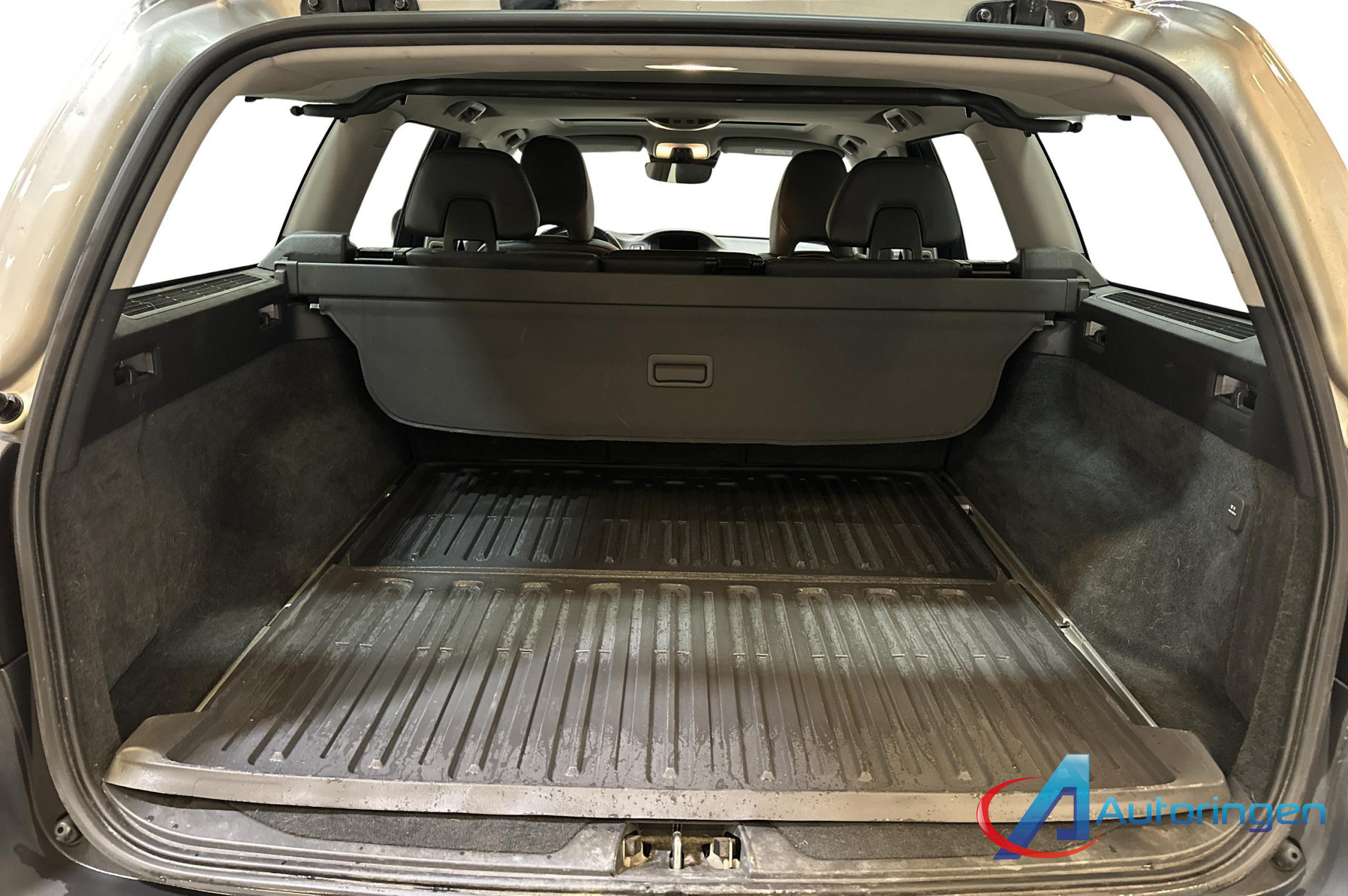 Volvo XC70 2015, дизель — фото 11 з 15