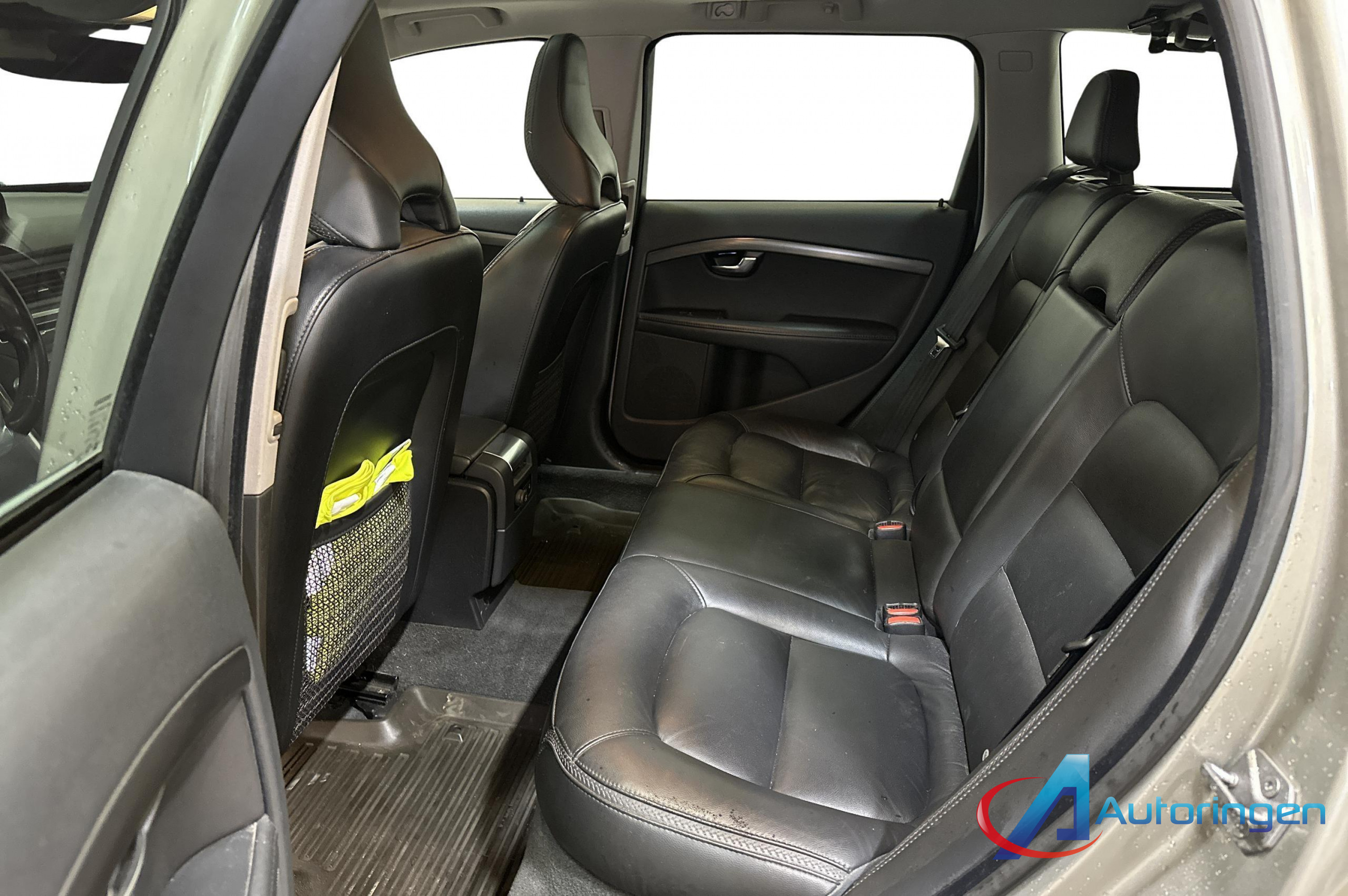 Volvo XC70 2015, дизель — фото 10 з 15
