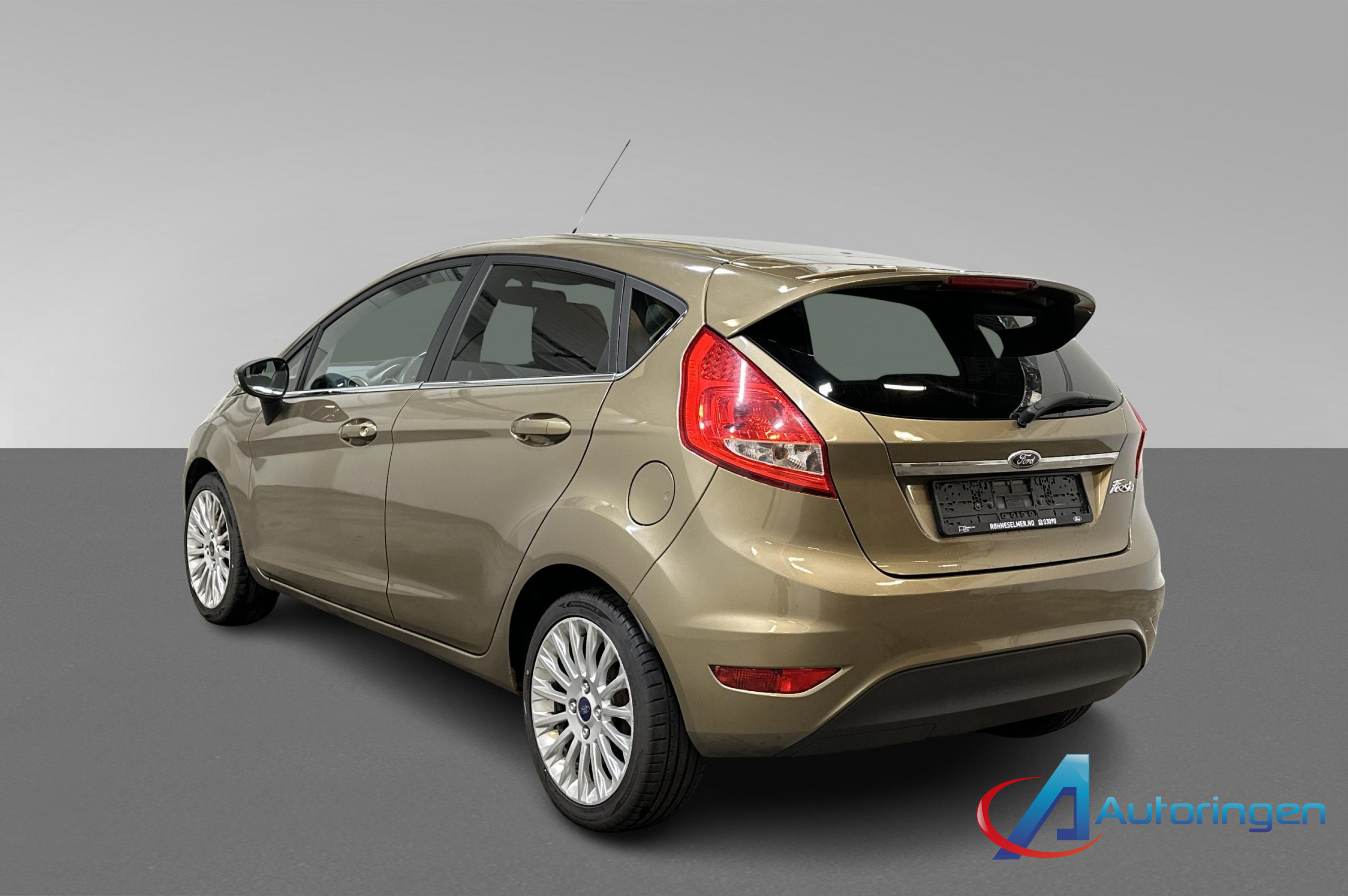 Ford FIESTA 2012, бензин — фото 4 из 18