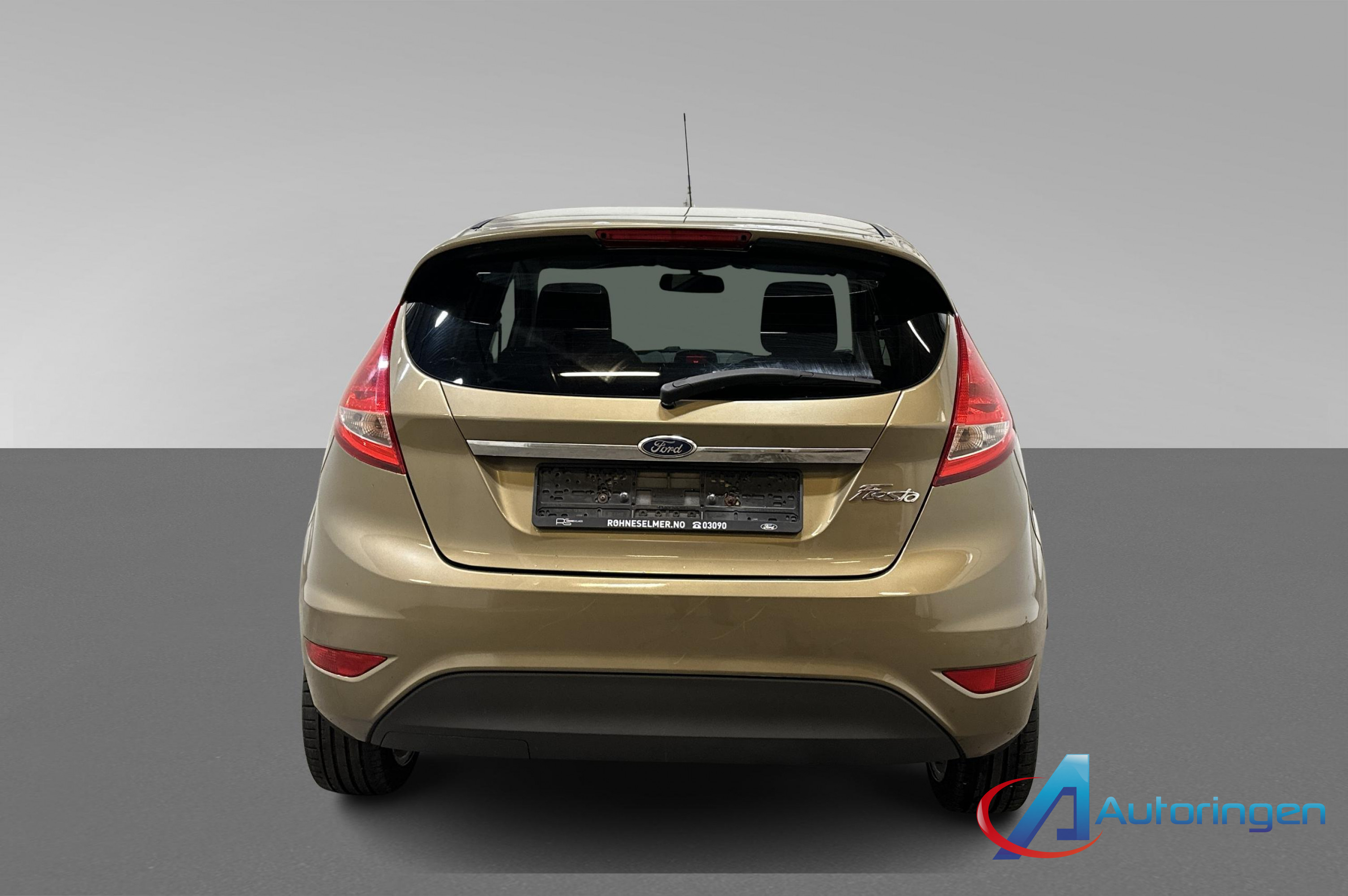 Ford FIESTA 2012, бензин — фото 5 из 18