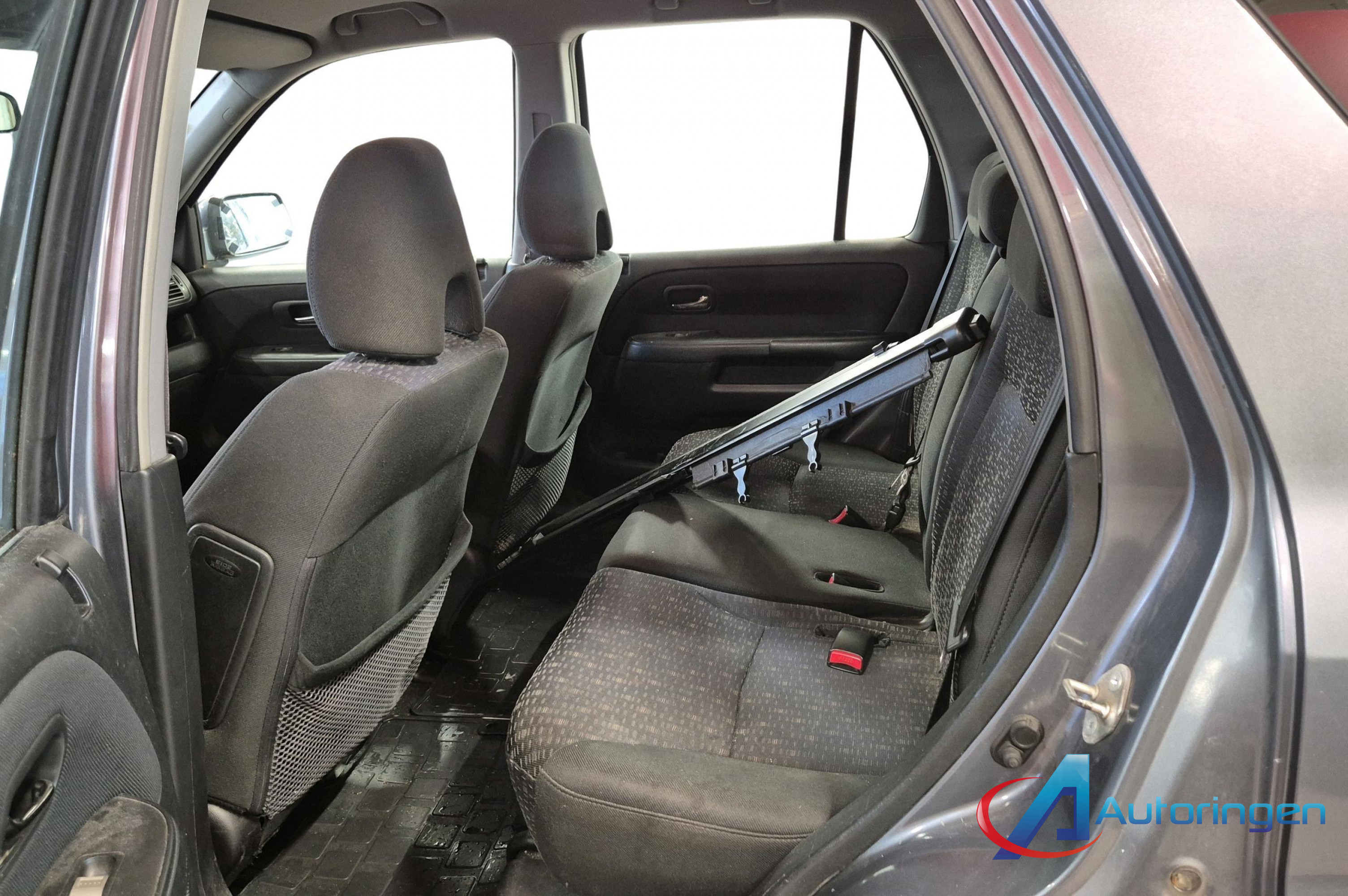 Honda CR-V 2005, petrol — photo 10 of 14