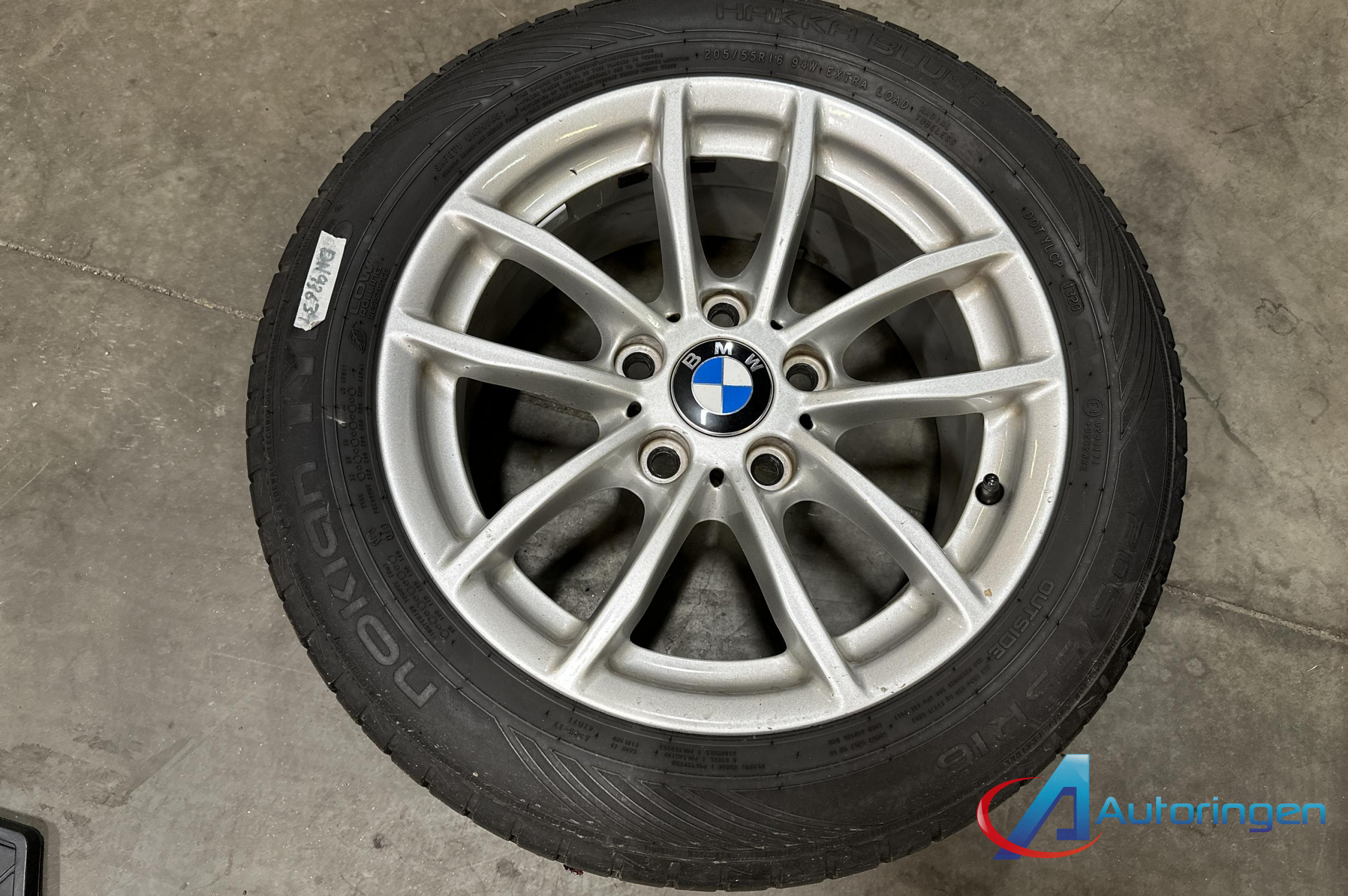 BMW 1-SERIE 2012, бензин — фото 17 из 17