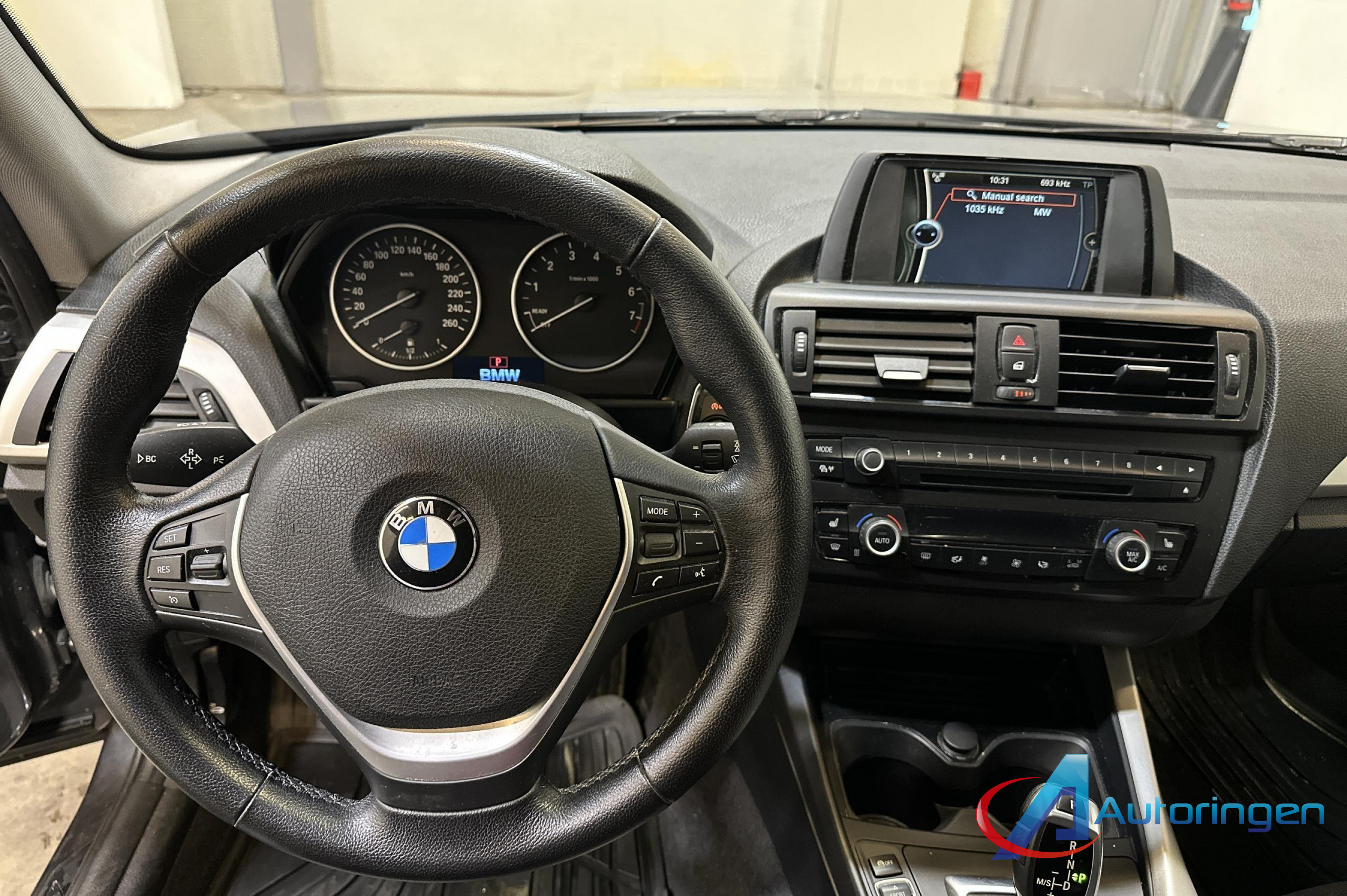 BMW 1-SERIE 2012, бензин — фото 8 из 17