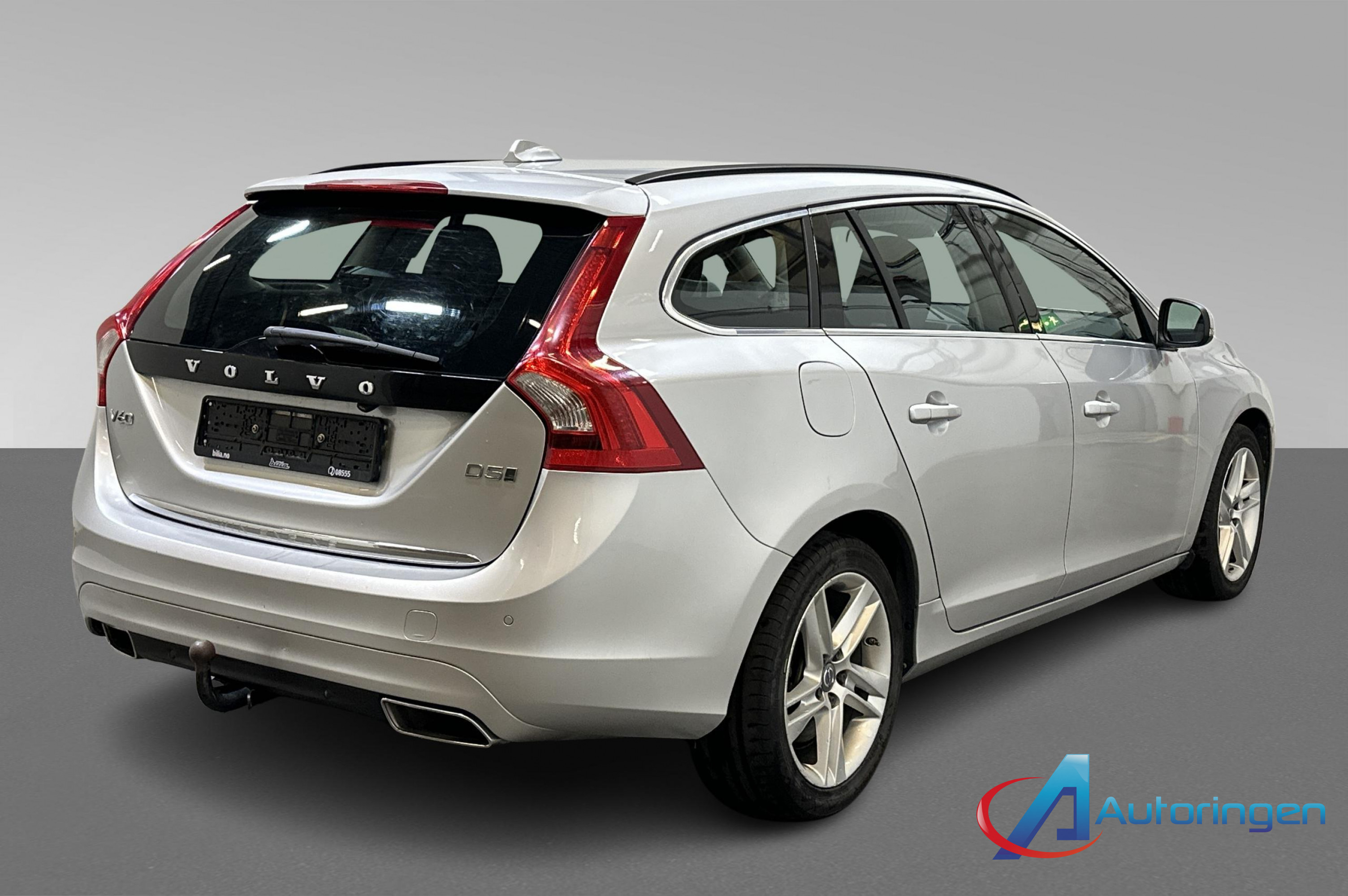 Volvo V60 Twin Engine 2016, дизель — фото 6 з 15