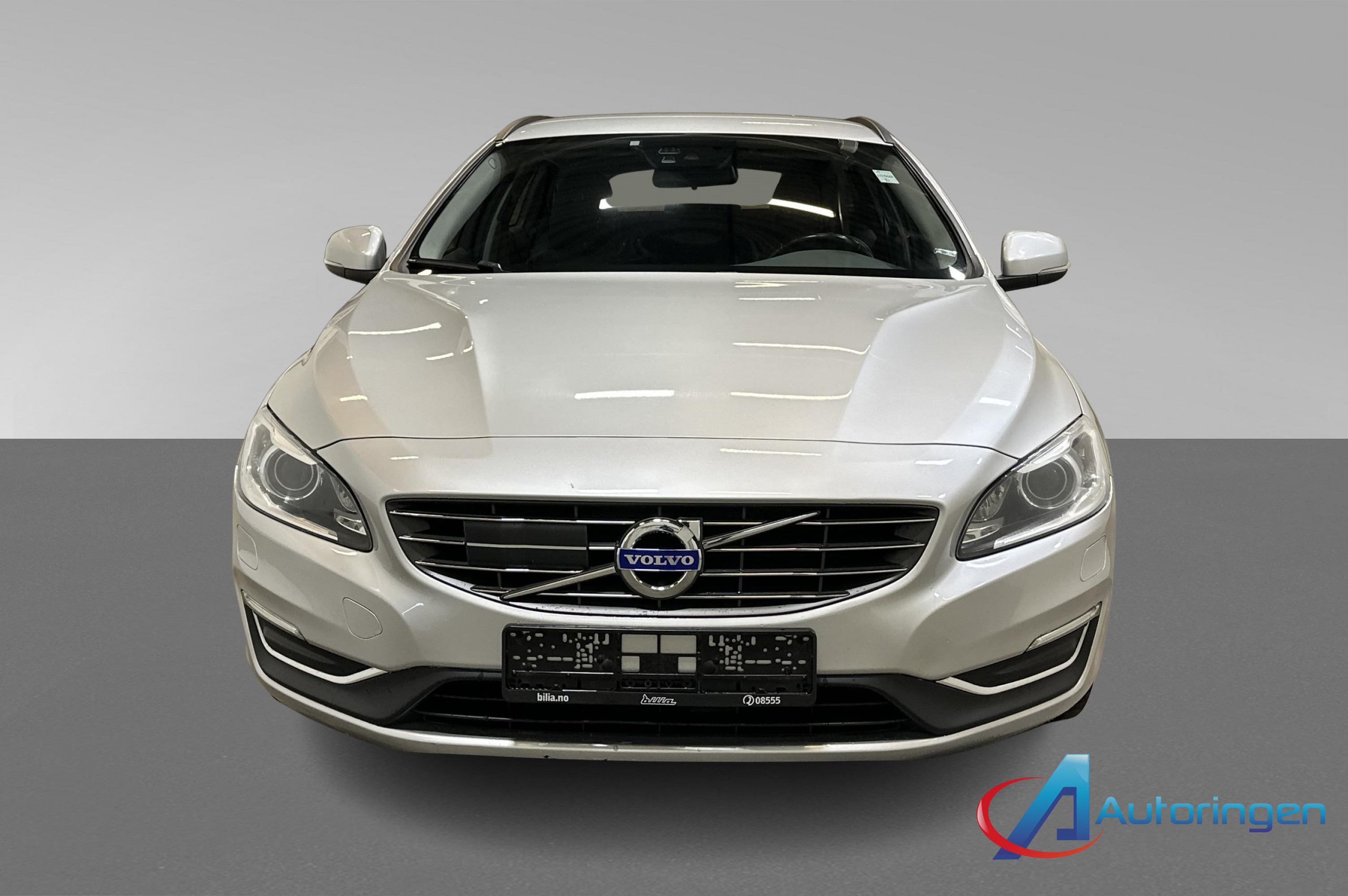 Volvo V60 Twin Engine 2016 — фото 2