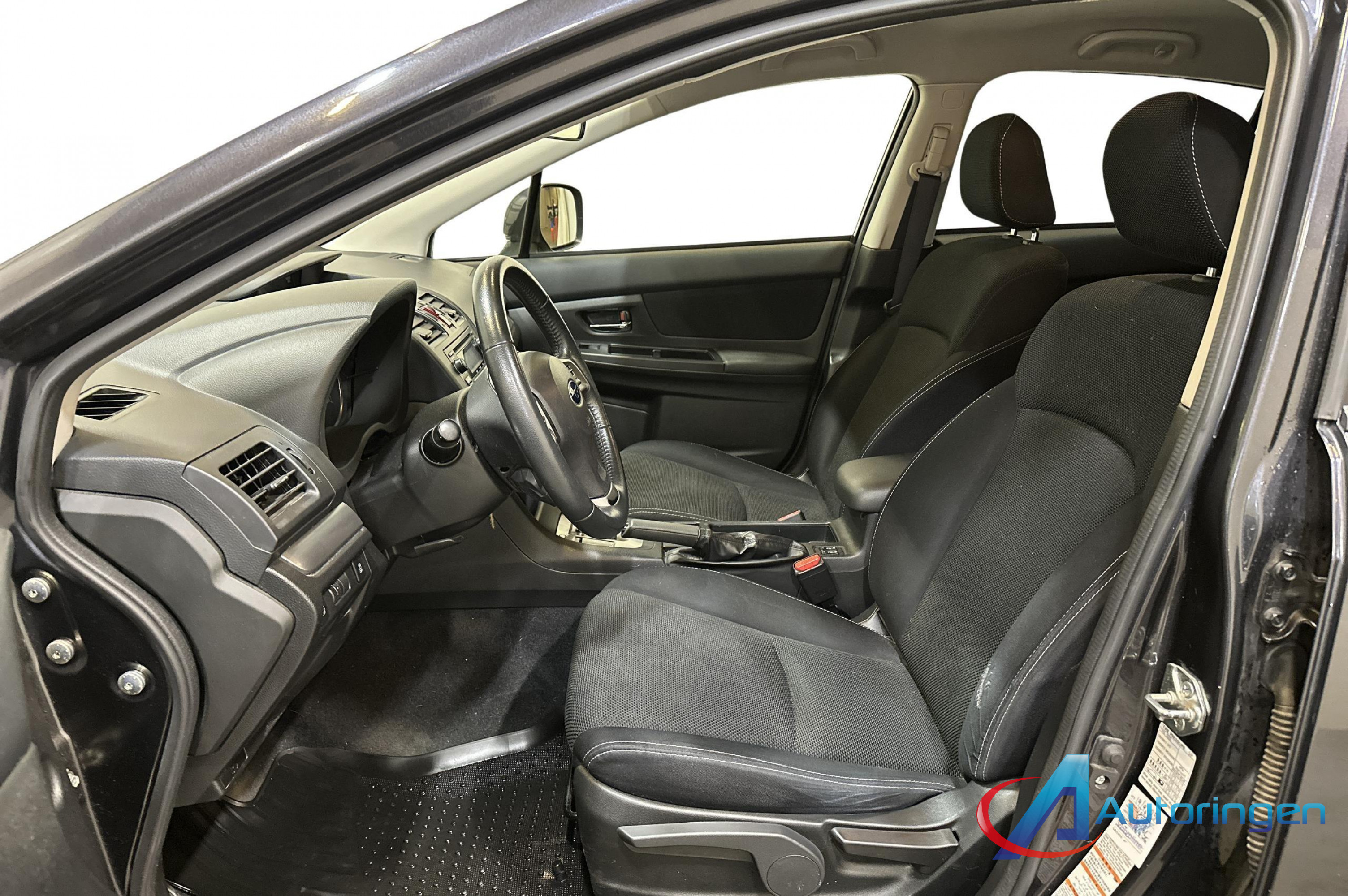 Subaru XV 2014, бензин — фото 9 з 17