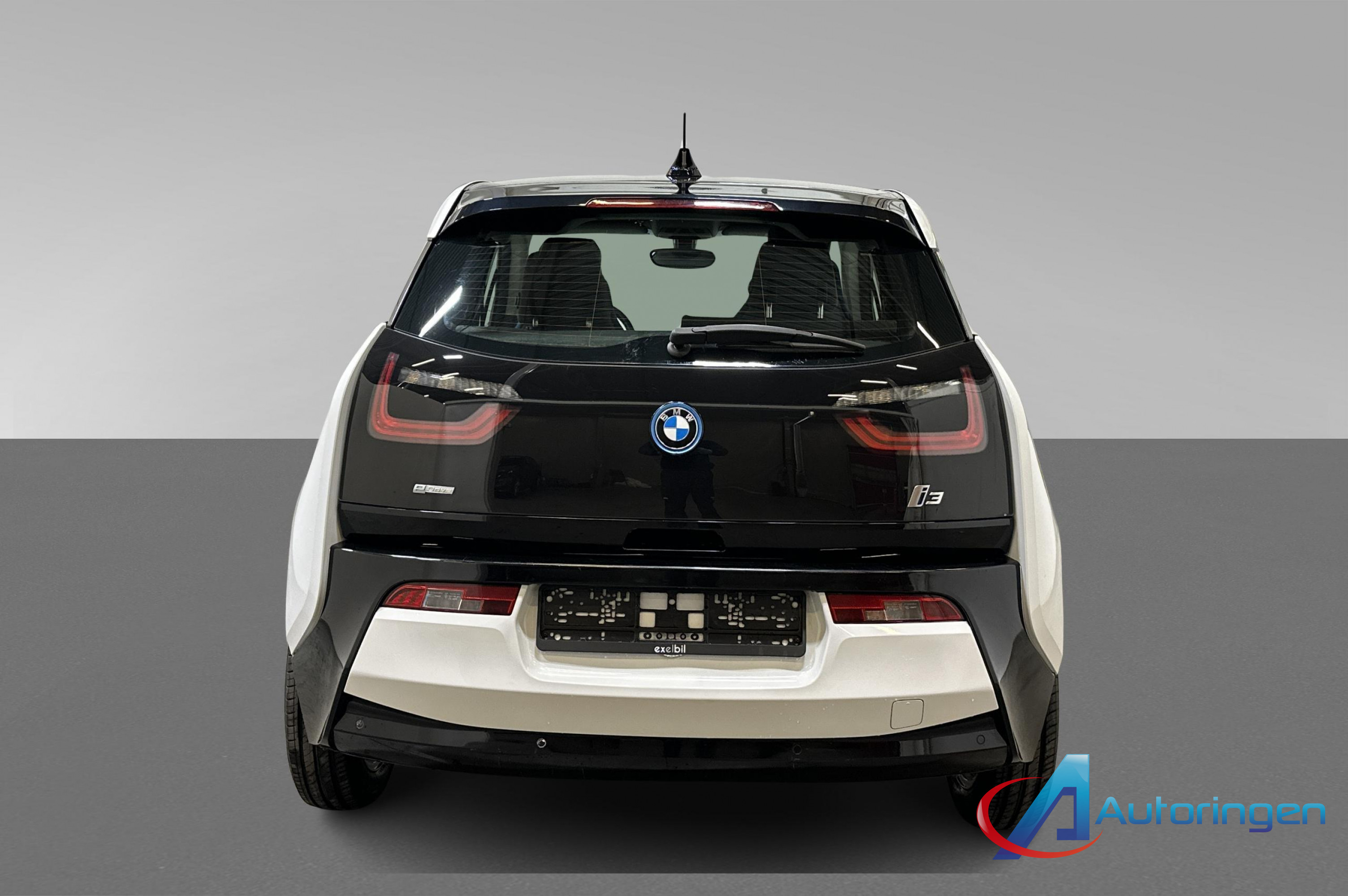 BMW i3 2017, електро — фото 5 з 16