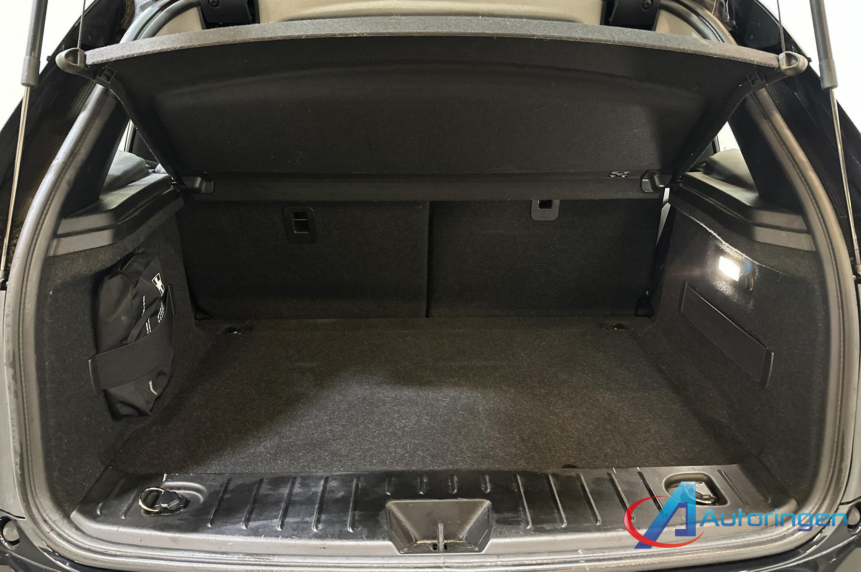BMW i3 2017, електро — фото 11 з 16
