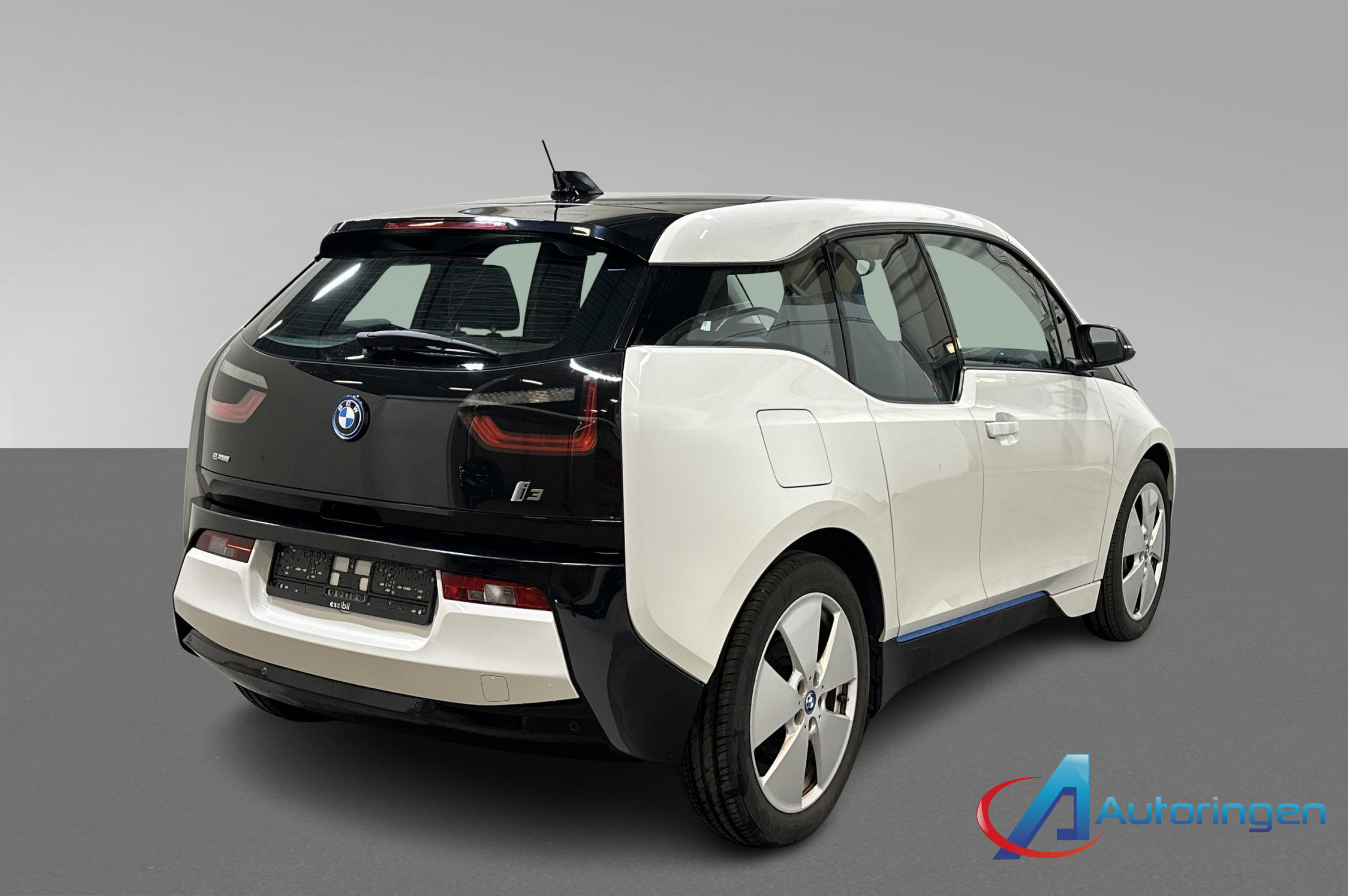 BMW i3 2017, електро — фото 6 з 16