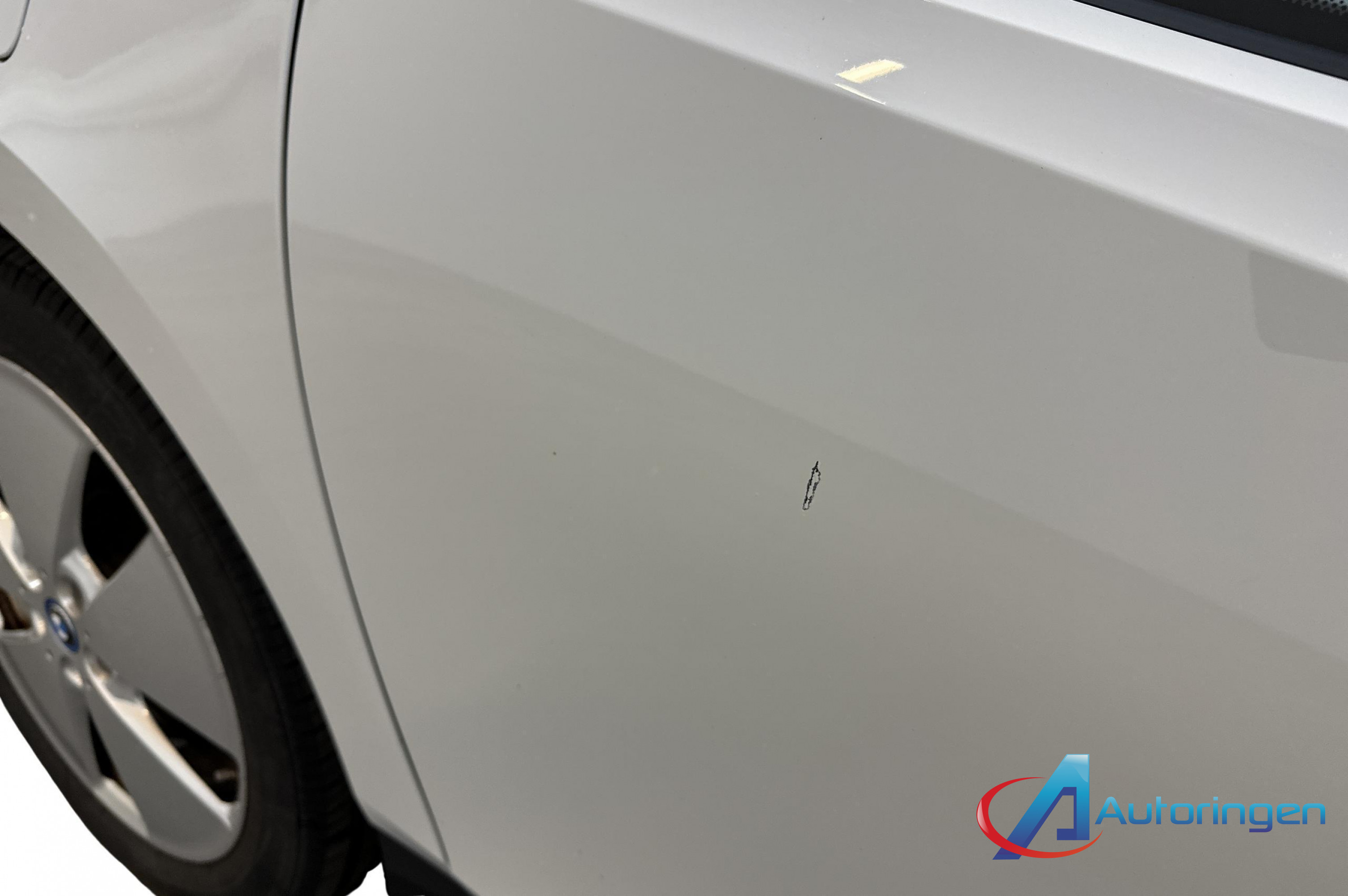 BMW i3 2017, електро — фото 14 з 16