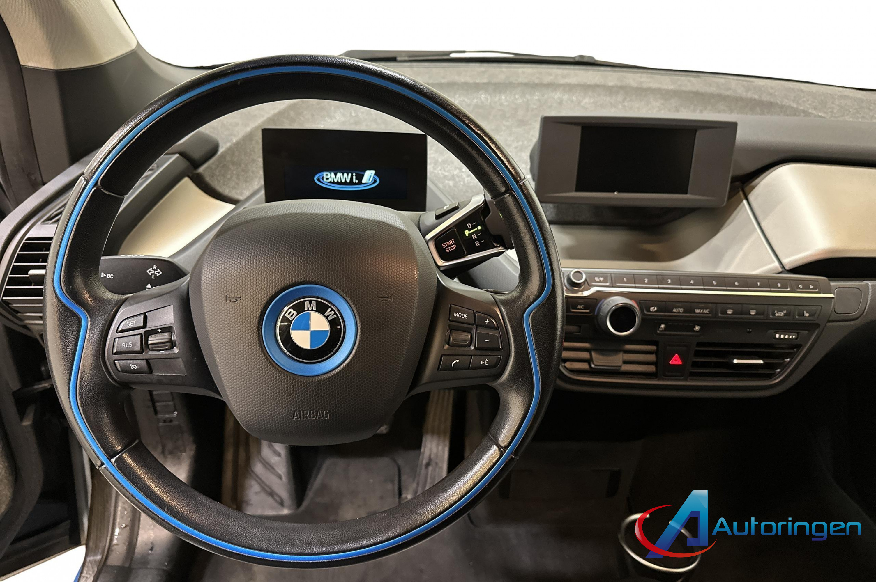 BMW i3 2017, електро — фото 8 з 16