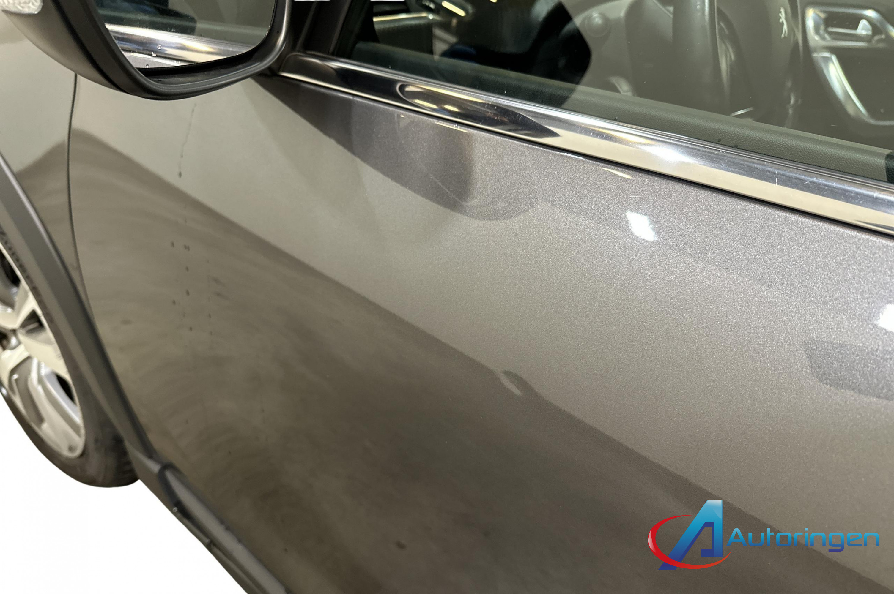 Peugeot 2008 2019, бензин — фото 14 из 17